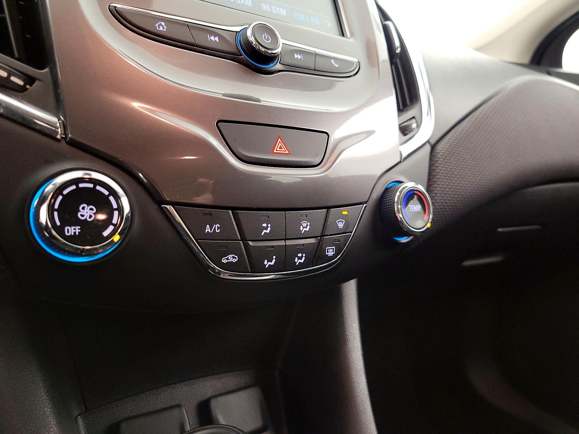 Thumbnail: 2017 Chevrolet Cruze - 16