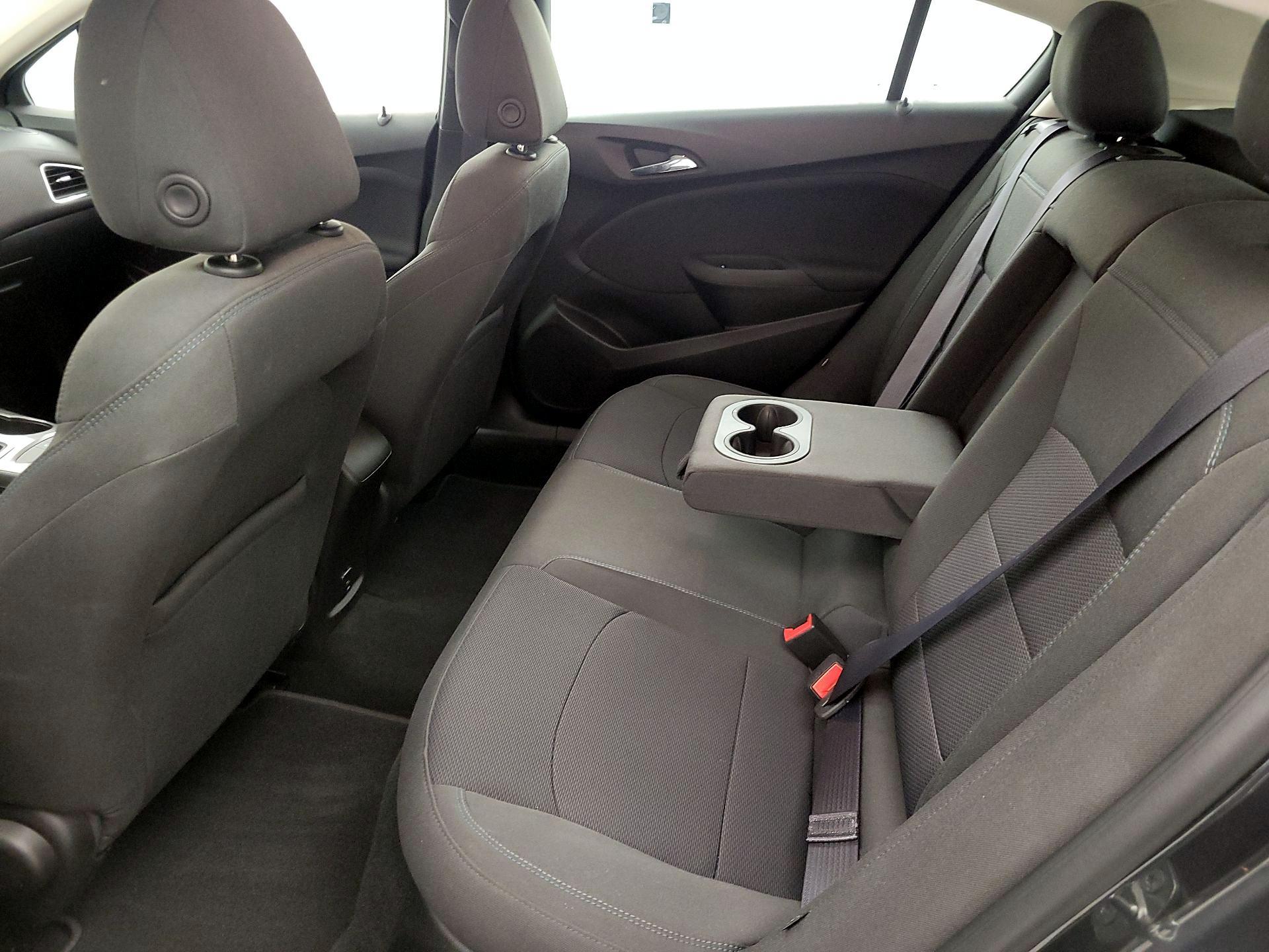 Thumbnail: 2017 Chevrolet Cruze - 19