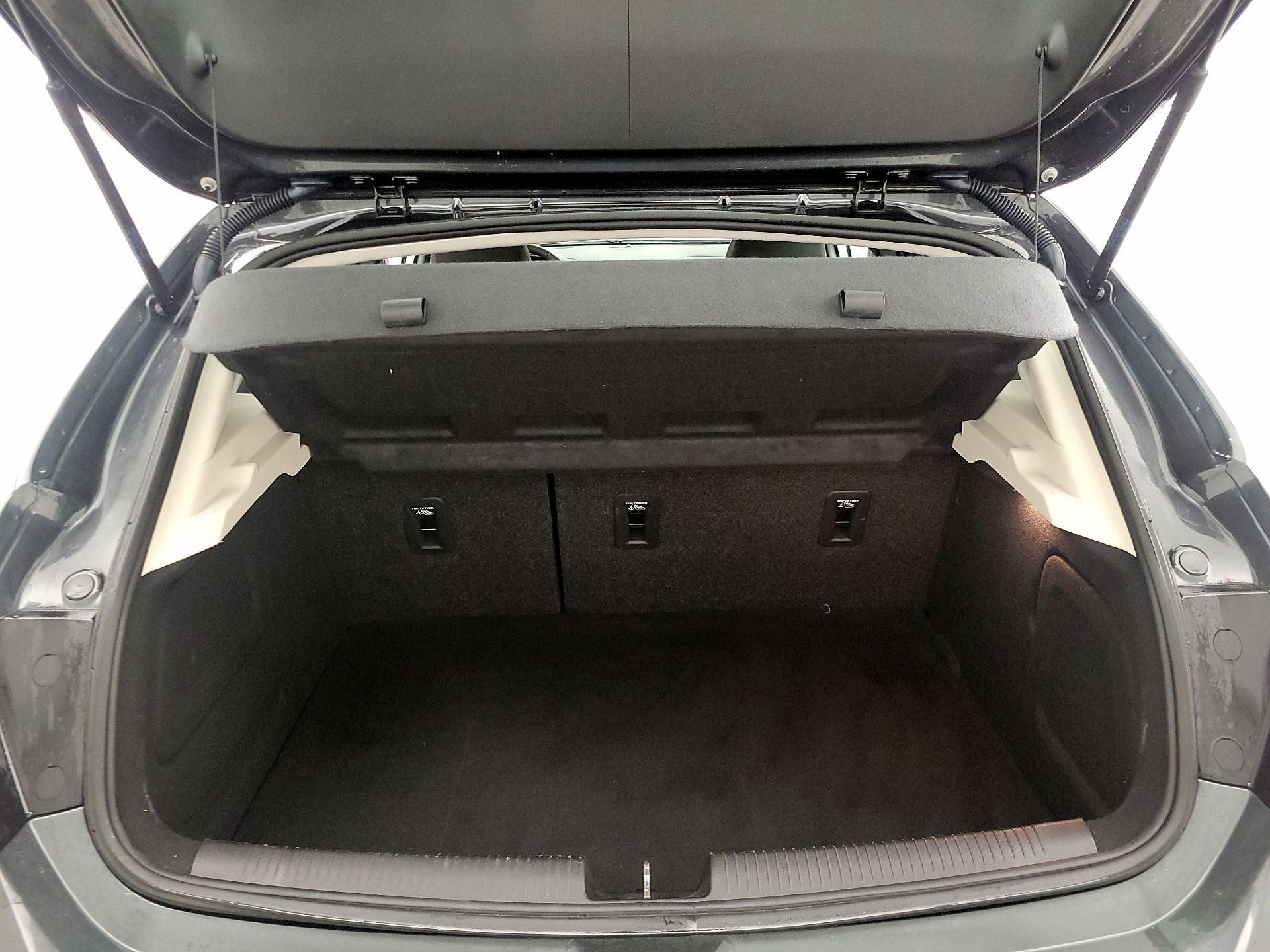 Thumbnail: 2017 Chevrolet Cruze - 20