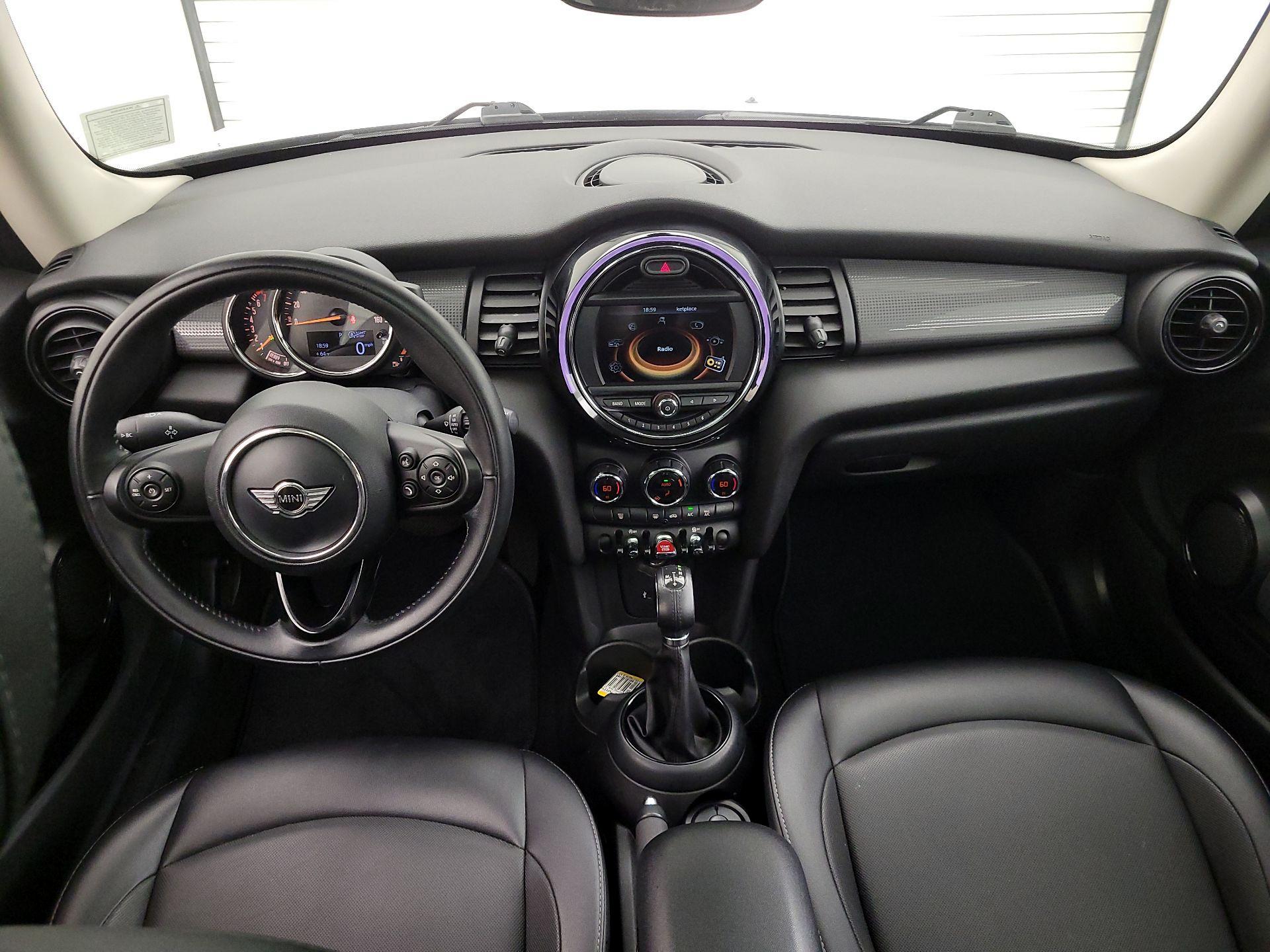 Thumbnail: 2018 MINI Cooper Hardtop - 9