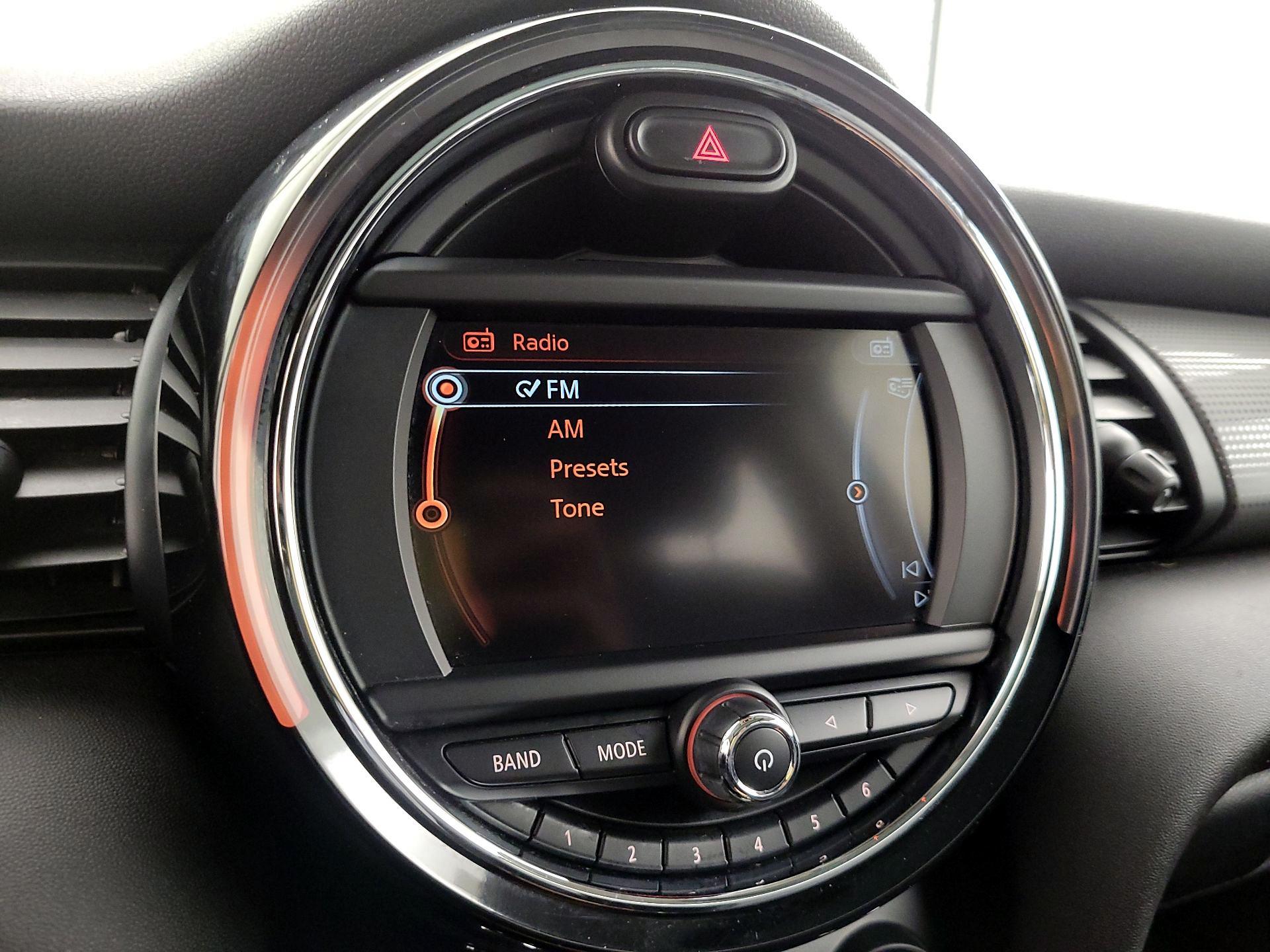 Thumbnail: 2018 MINI Cooper Hardtop - 15