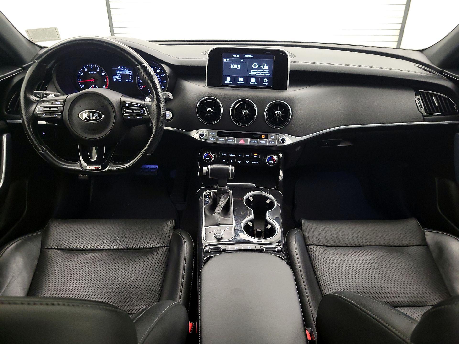 Thumbnail: 2020 Kia Stinger - 9