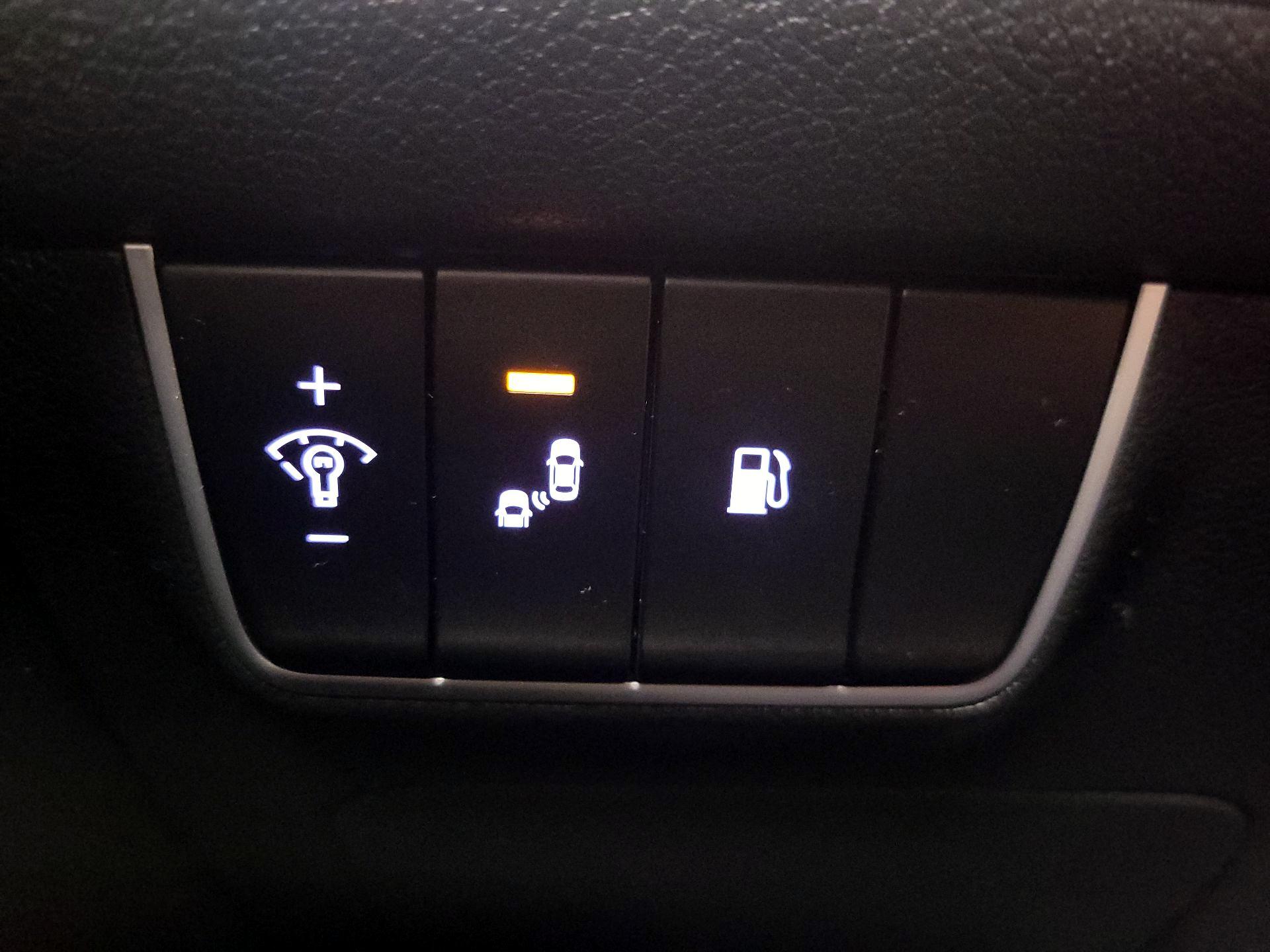 Thumbnail: 2020 Kia Stinger - 13