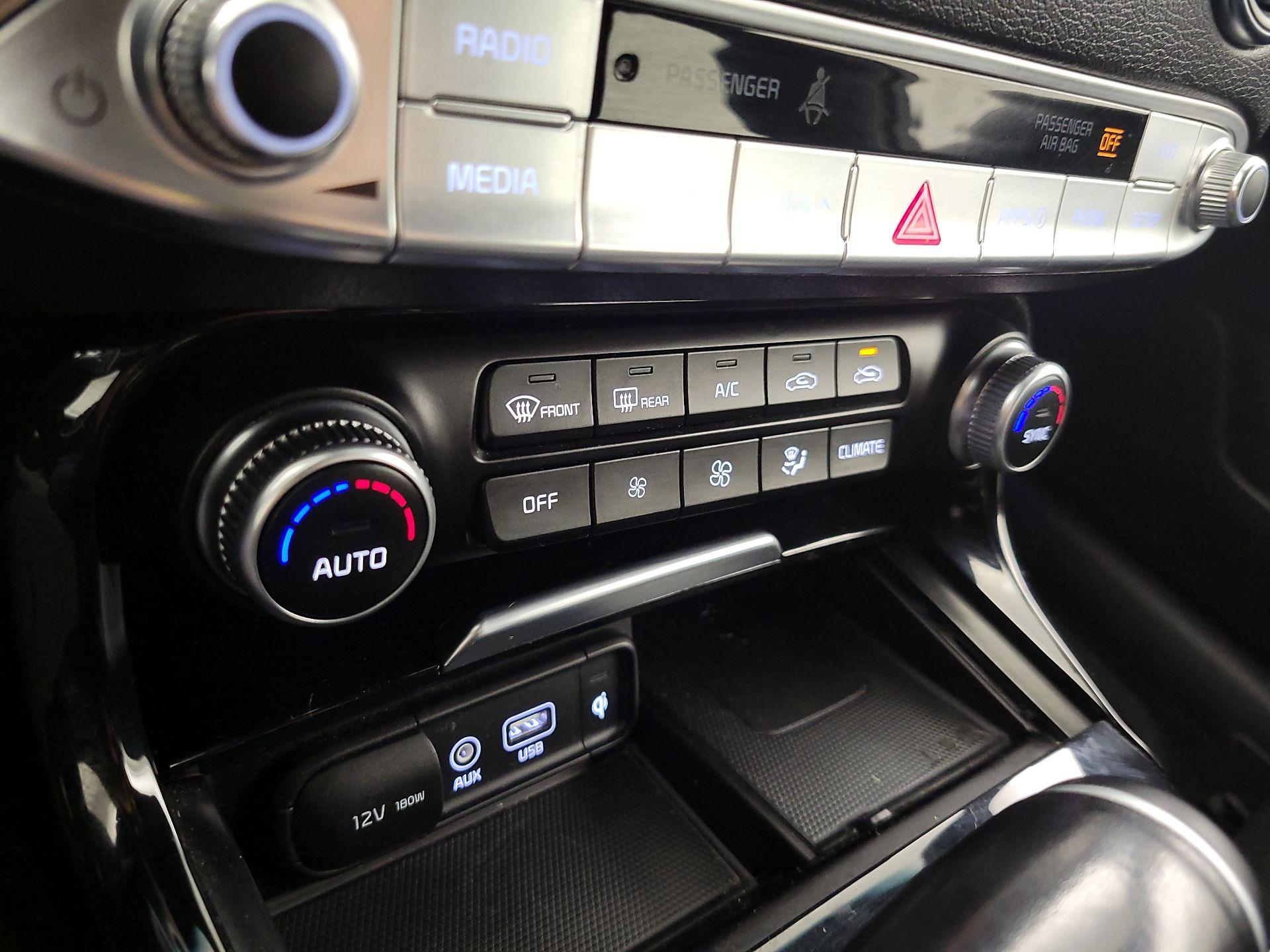 Thumbnail: 2020 Kia Stinger - 16