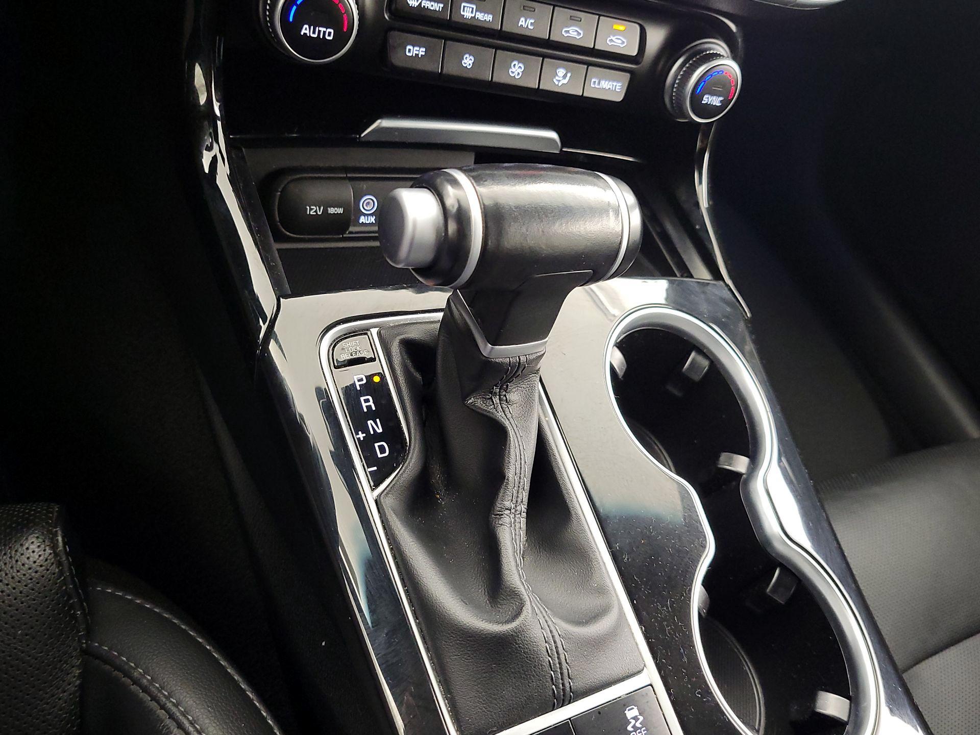 Thumbnail: 2020 Kia Stinger - 17