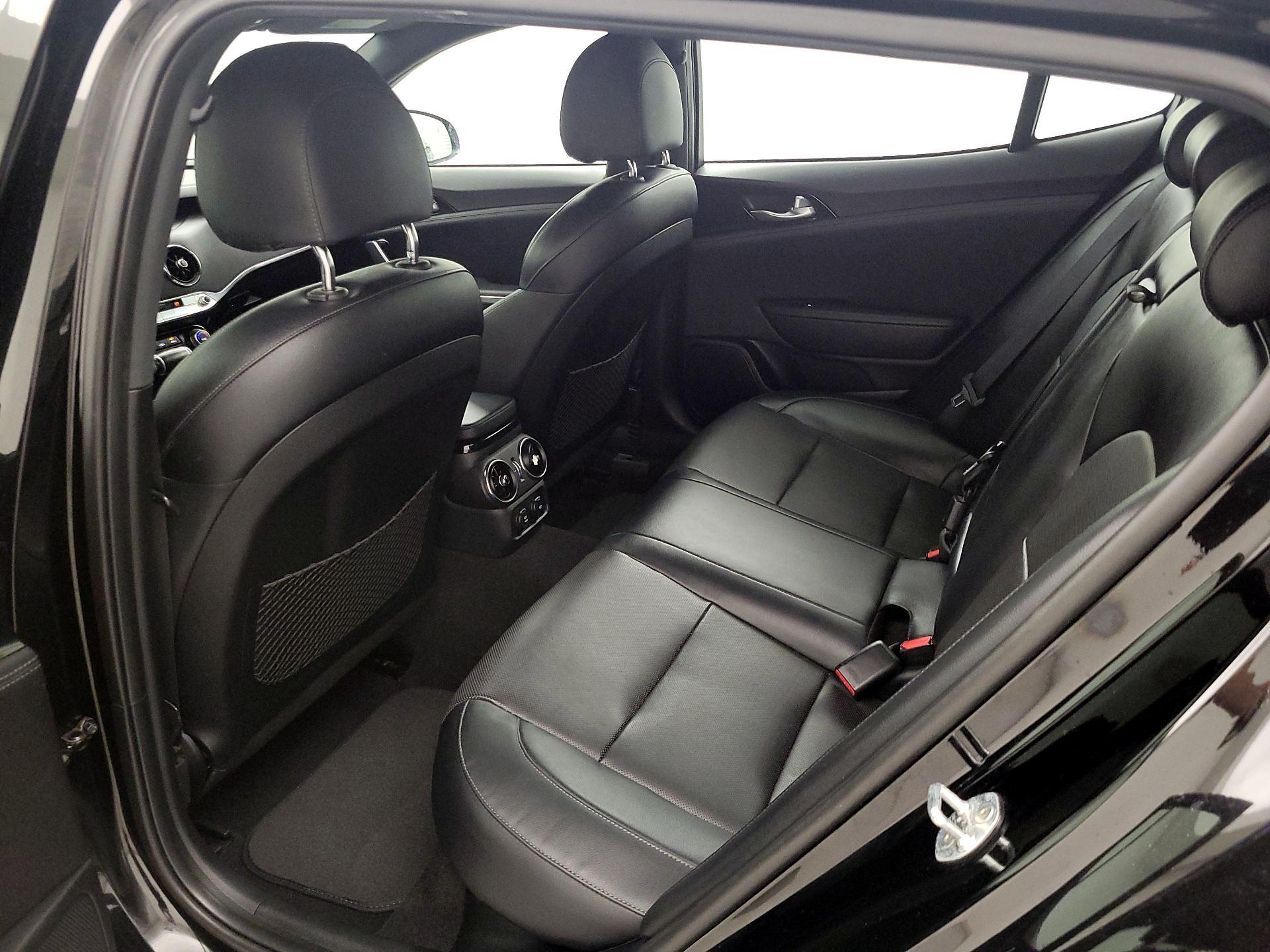 Thumbnail: 2020 Kia Stinger - 18