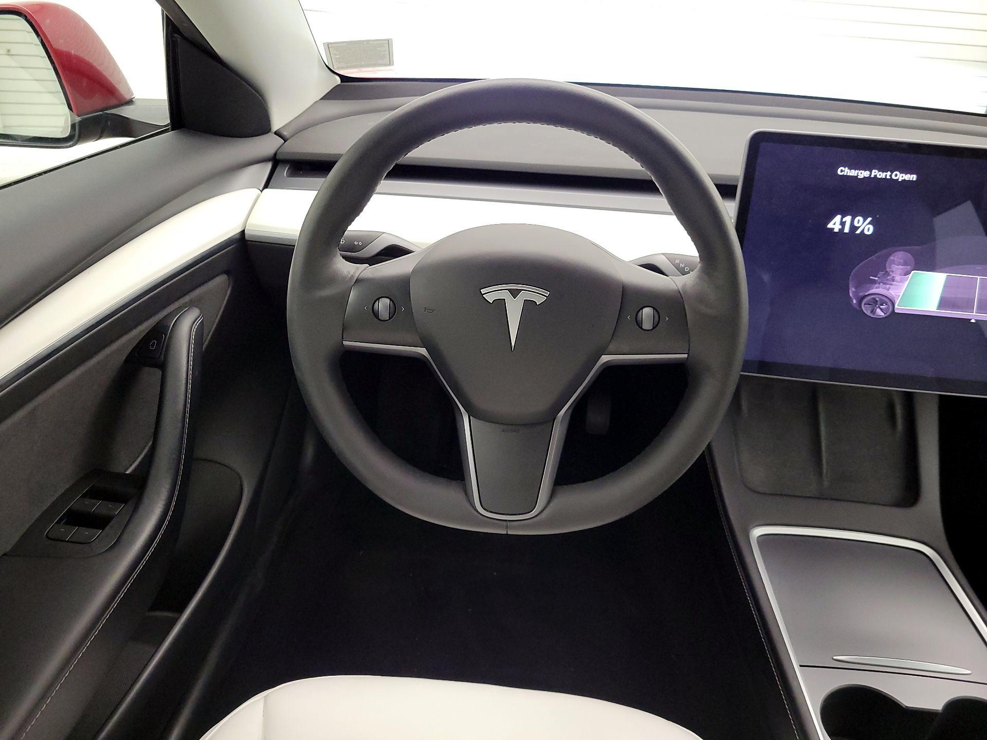 Thumbnail: 2021 Tesla Model 3 - 10