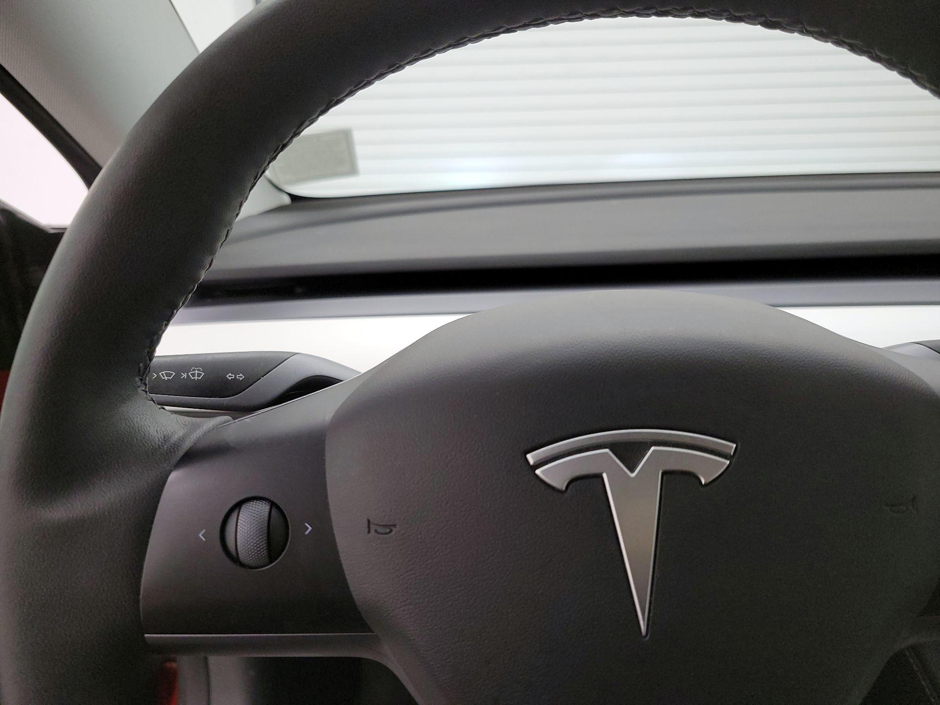 Thumbnail: 2021 Tesla Model 3 - 13