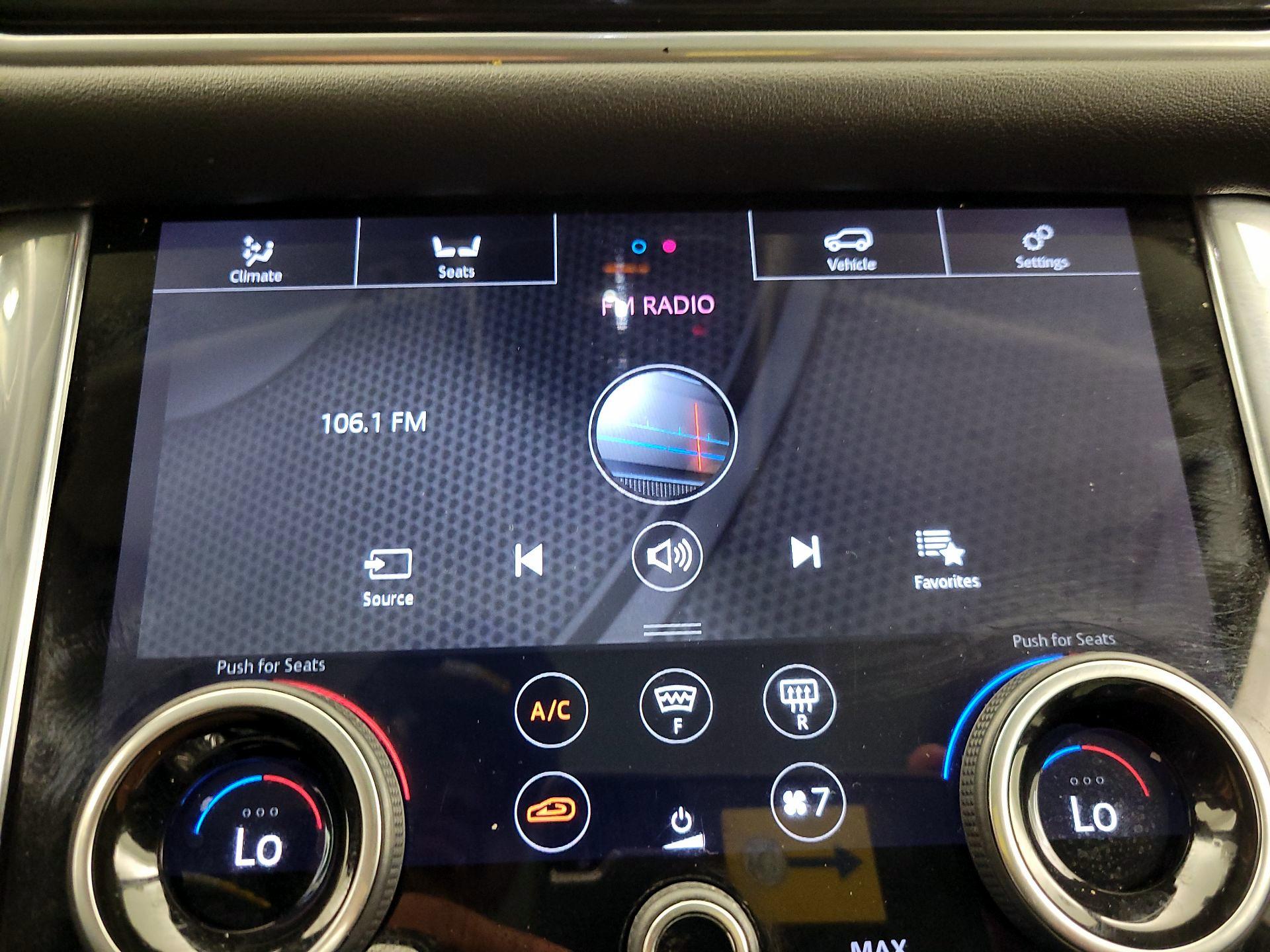 Thumbnail: 2020 Land Rover Range Rover Sport - 16