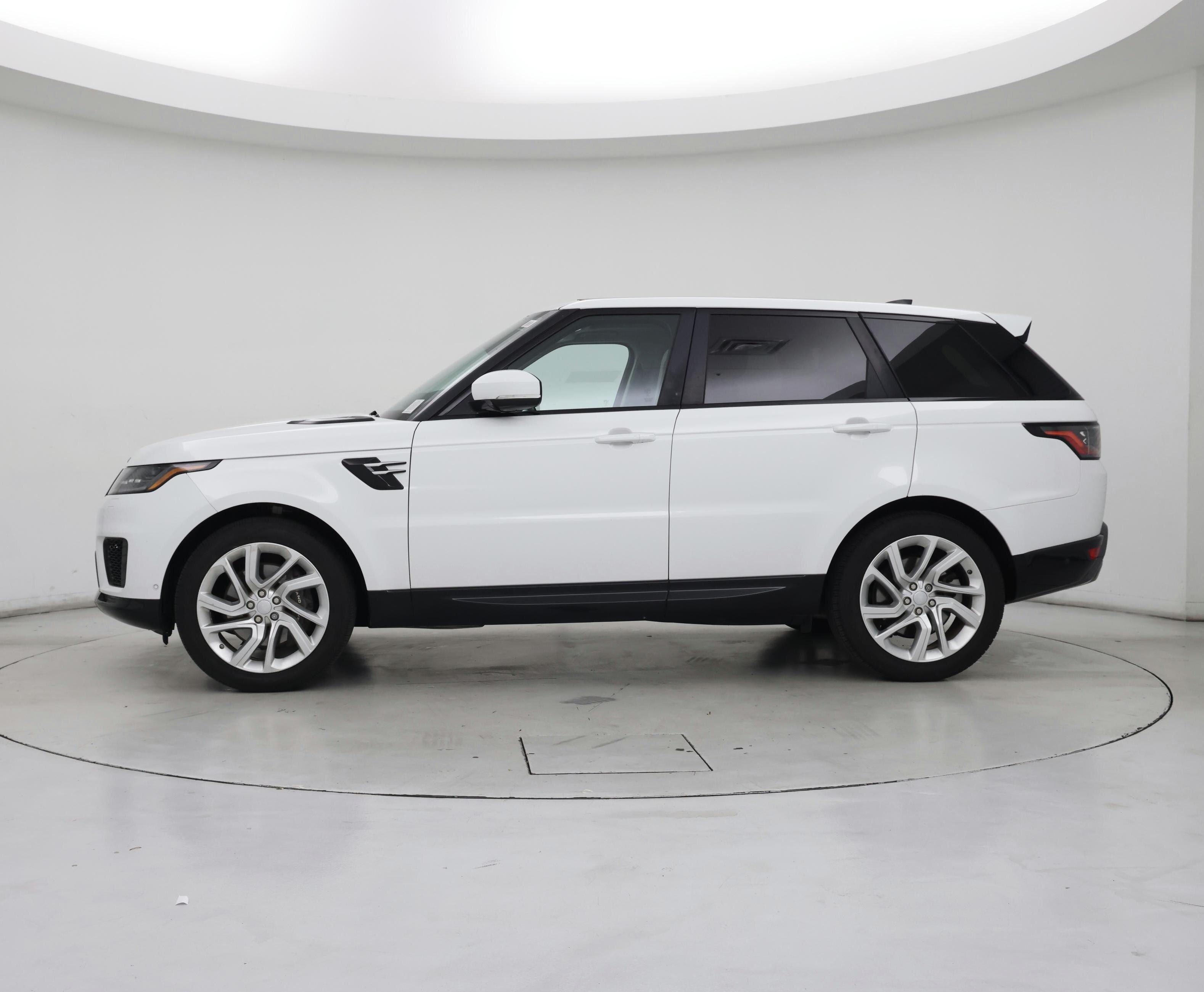Thumbnail: 2020 Land Rover Range Rover Sport - 3