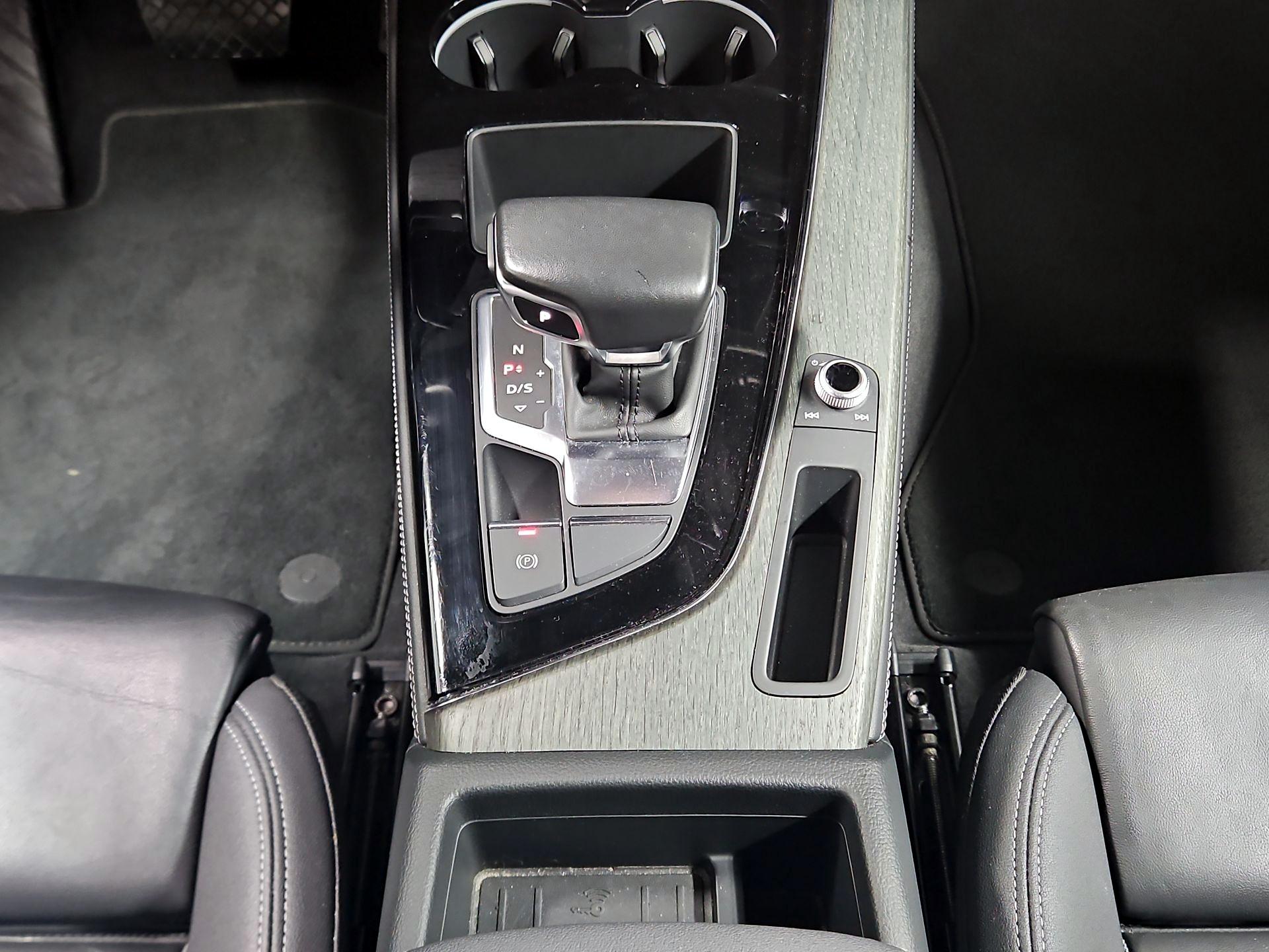 Thumbnail: 2023 Audi A4 - 17