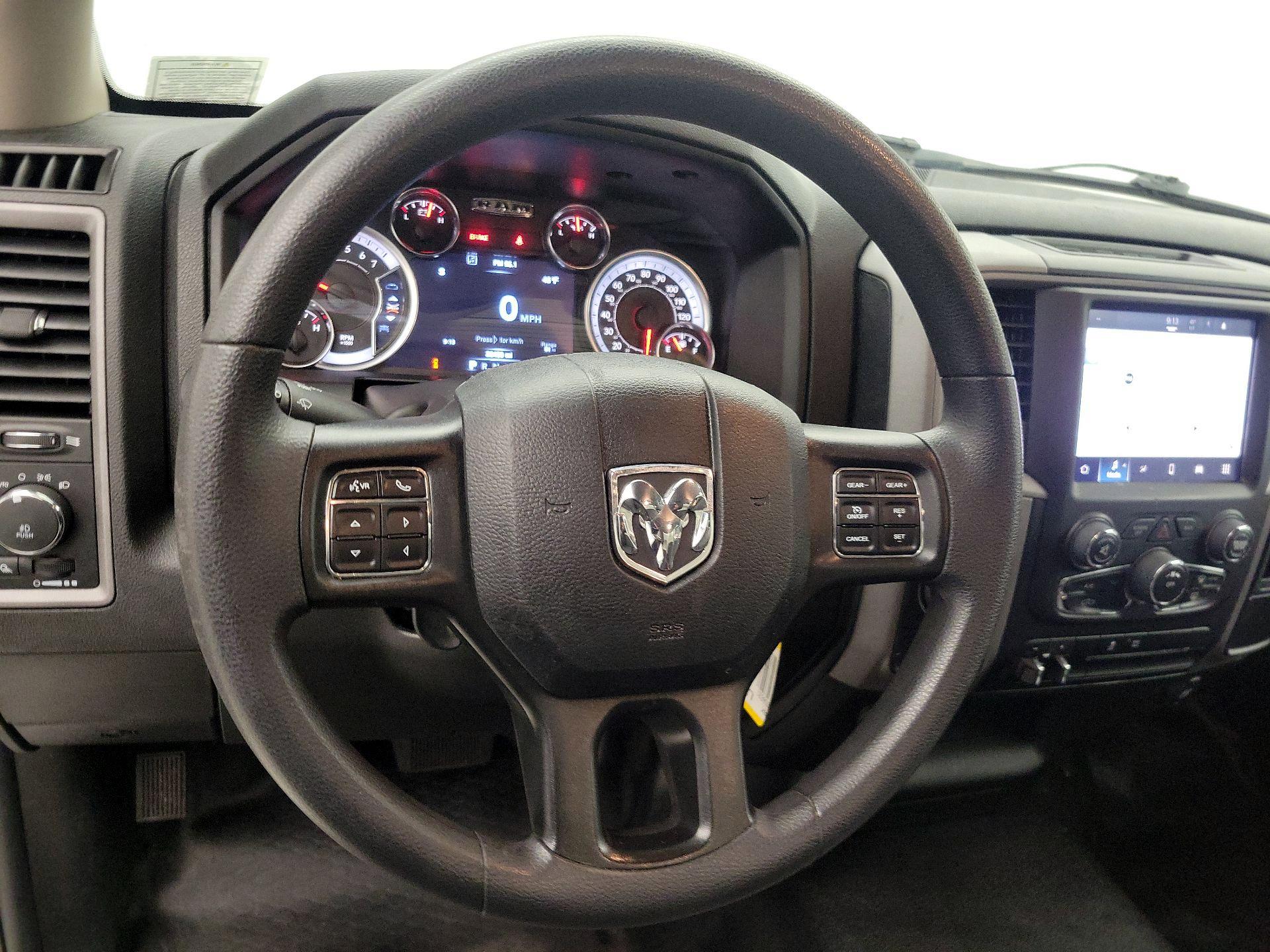 Thumbnail: 2023 RAM 1500 Classic - 10