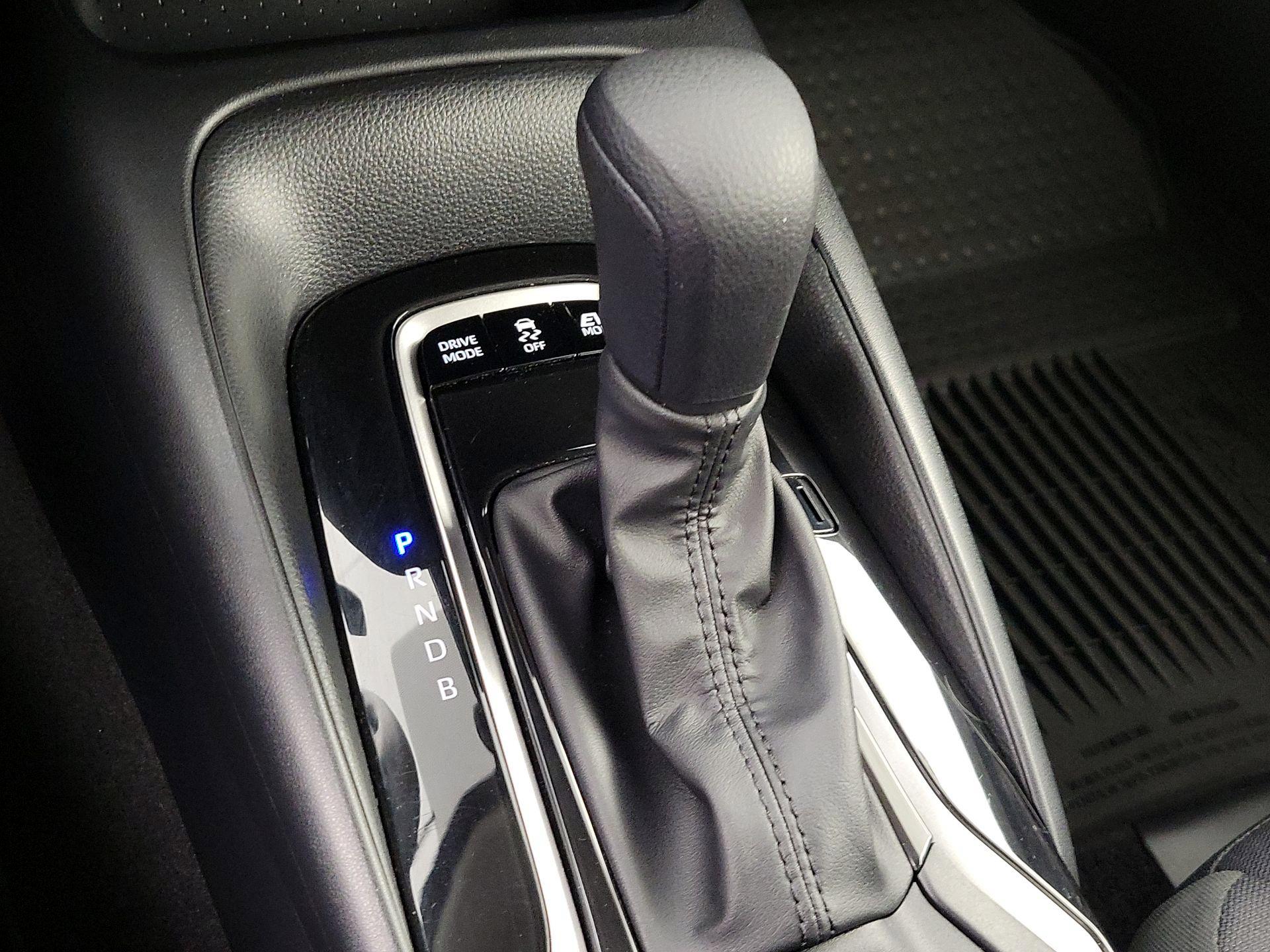 Thumbnail: 2023 Toyota Corolla - 17