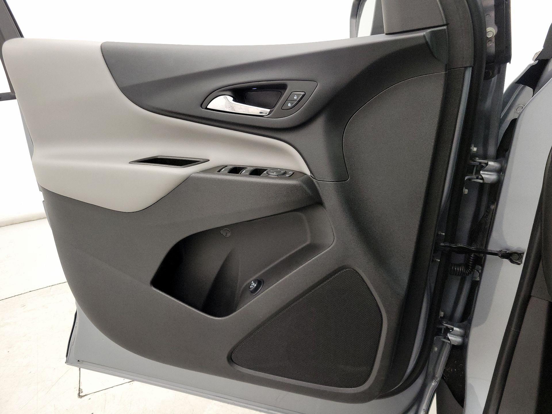 Thumbnail: 2023 Chevrolet Equinox - 12