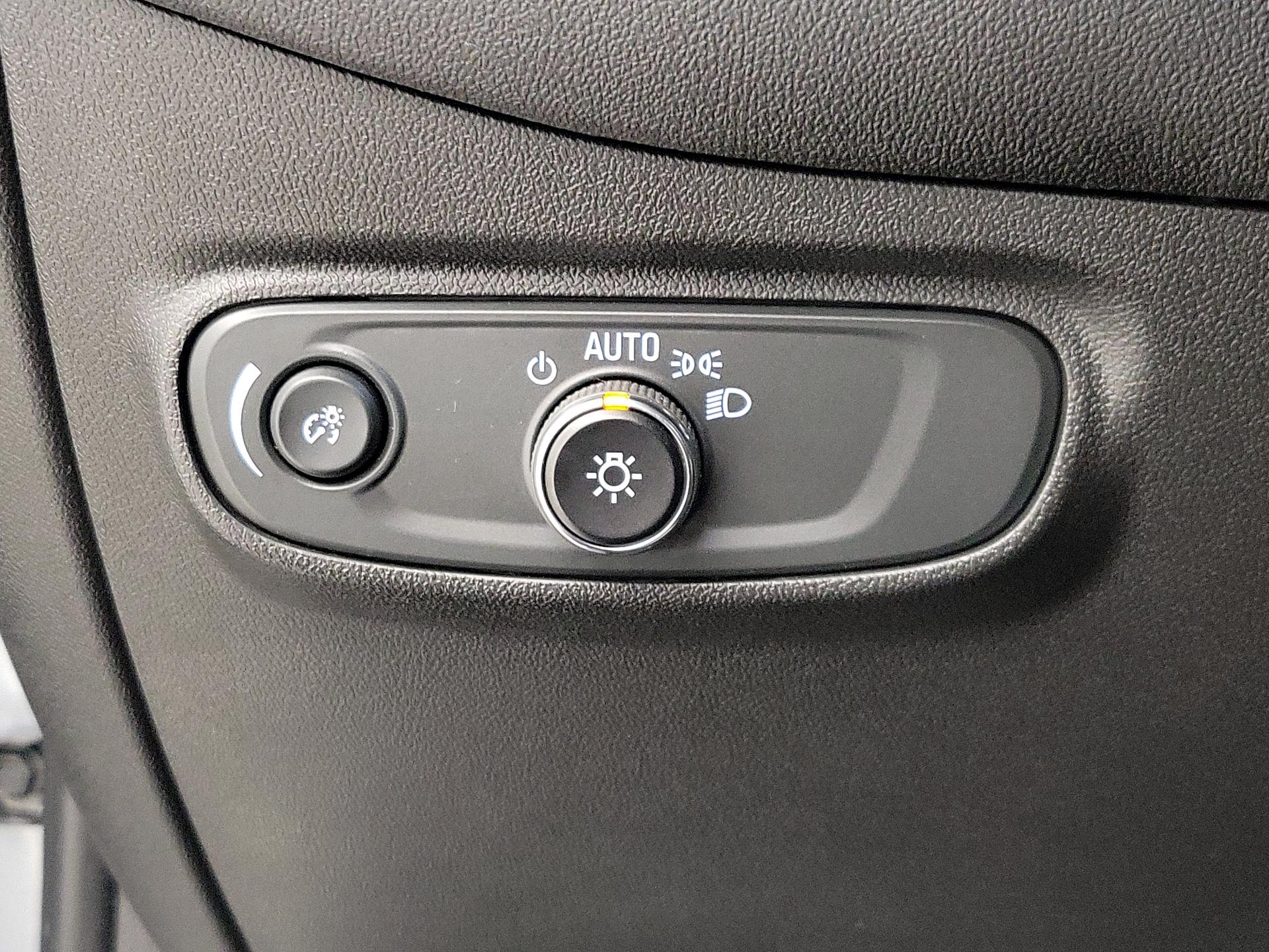 Thumbnail: 2023 Chevrolet Equinox - 13