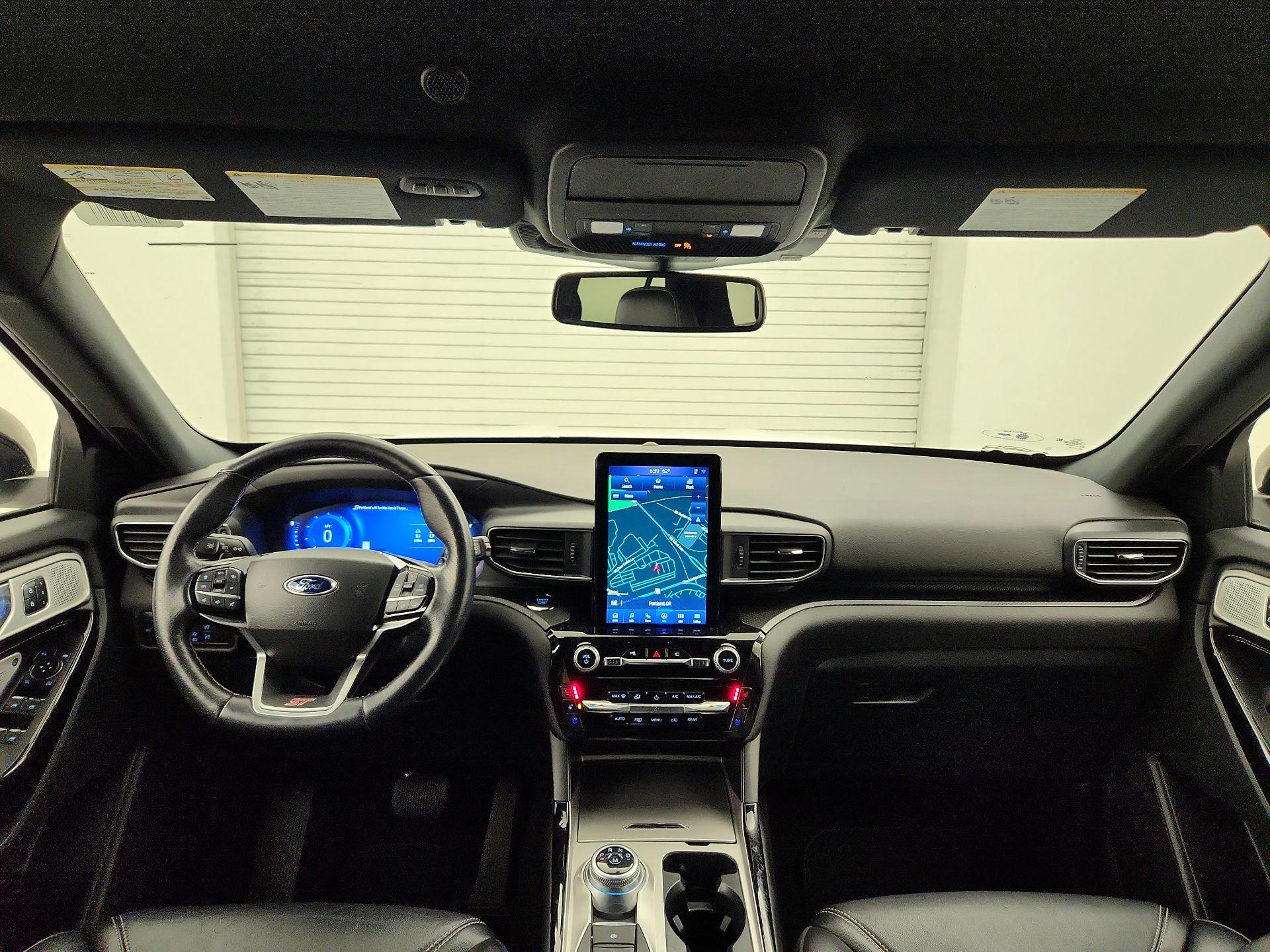 Thumbnail: 2022 Ford Explorer - 9