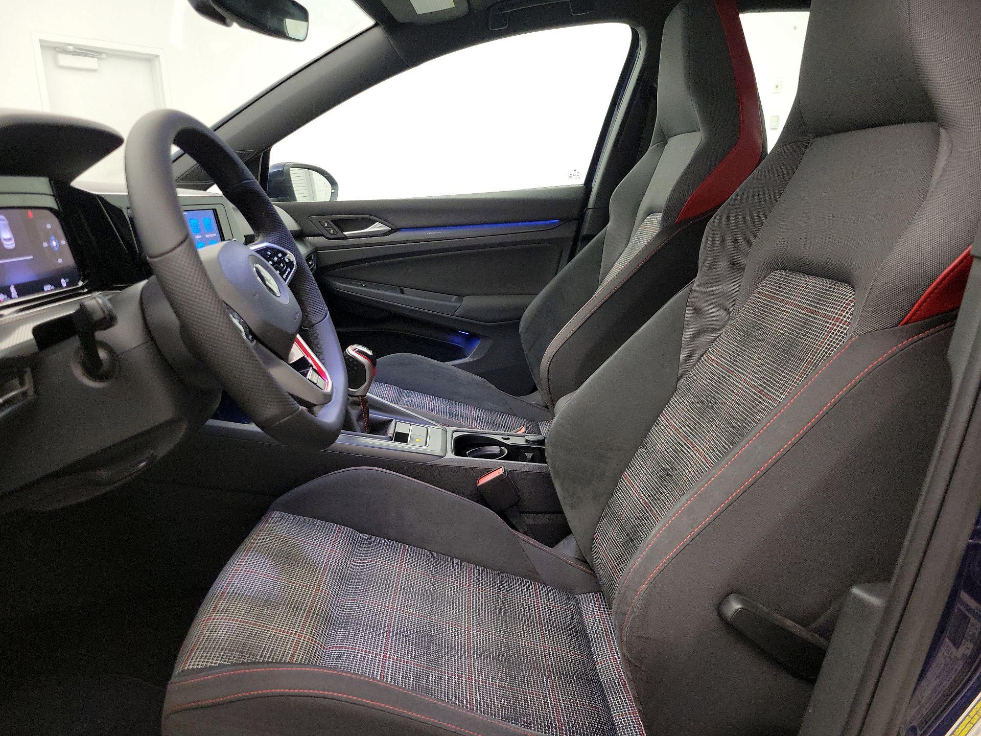 Thumbnail: 2022 Volkswagen Golf - 11