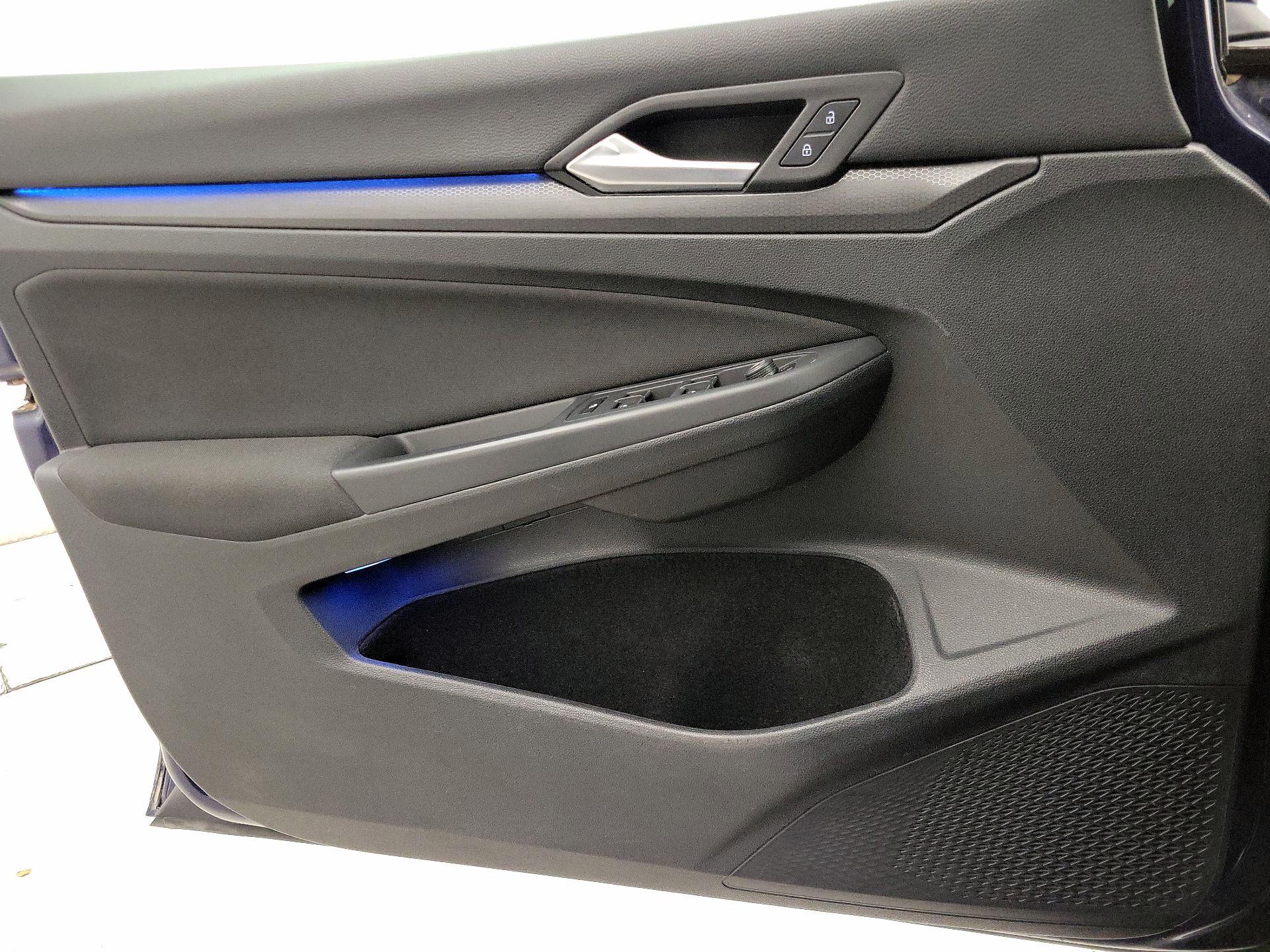 Thumbnail: 2022 Volkswagen Golf - 12