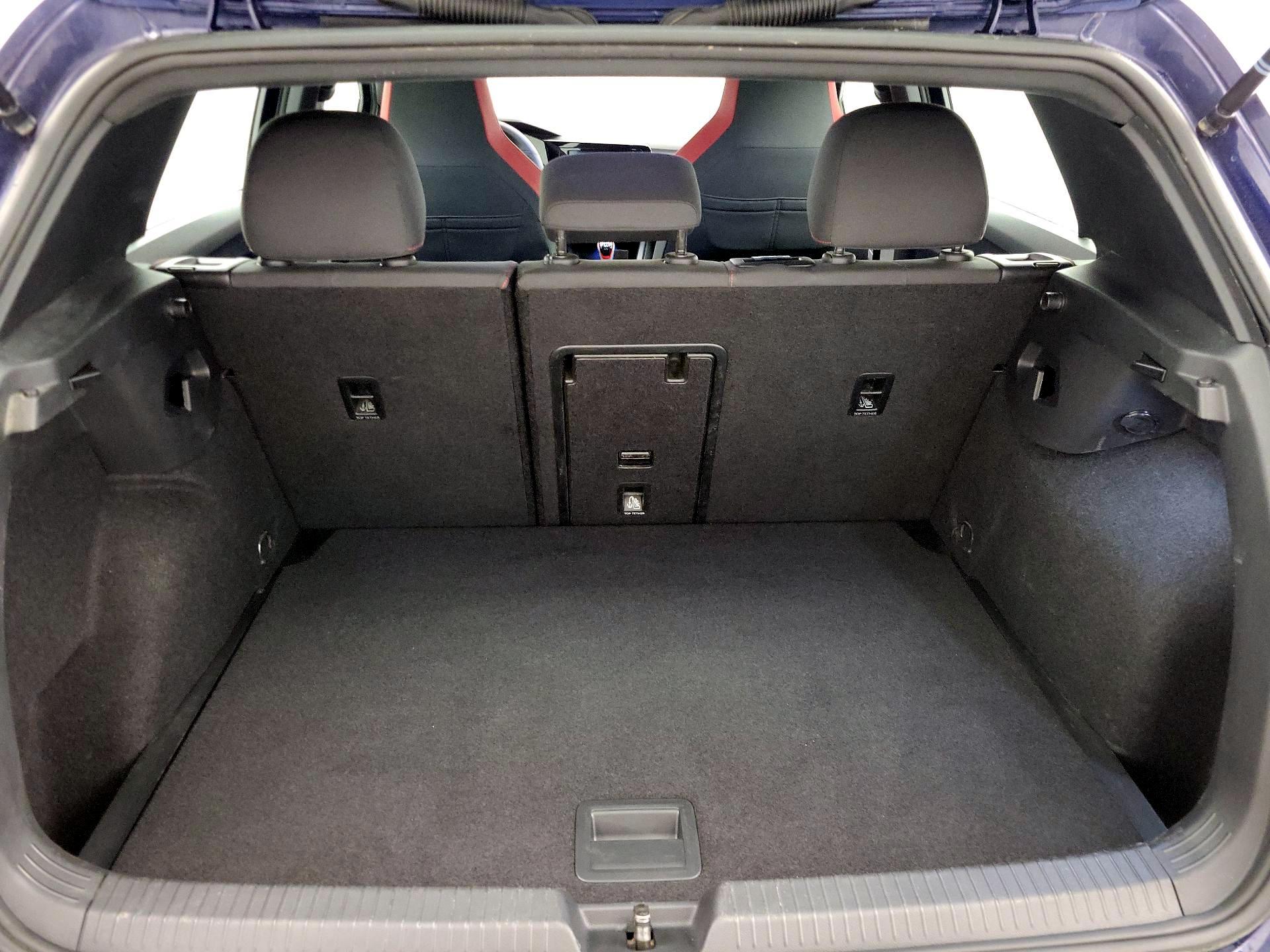 Thumbnail: 2022 Volkswagen Golf - 20