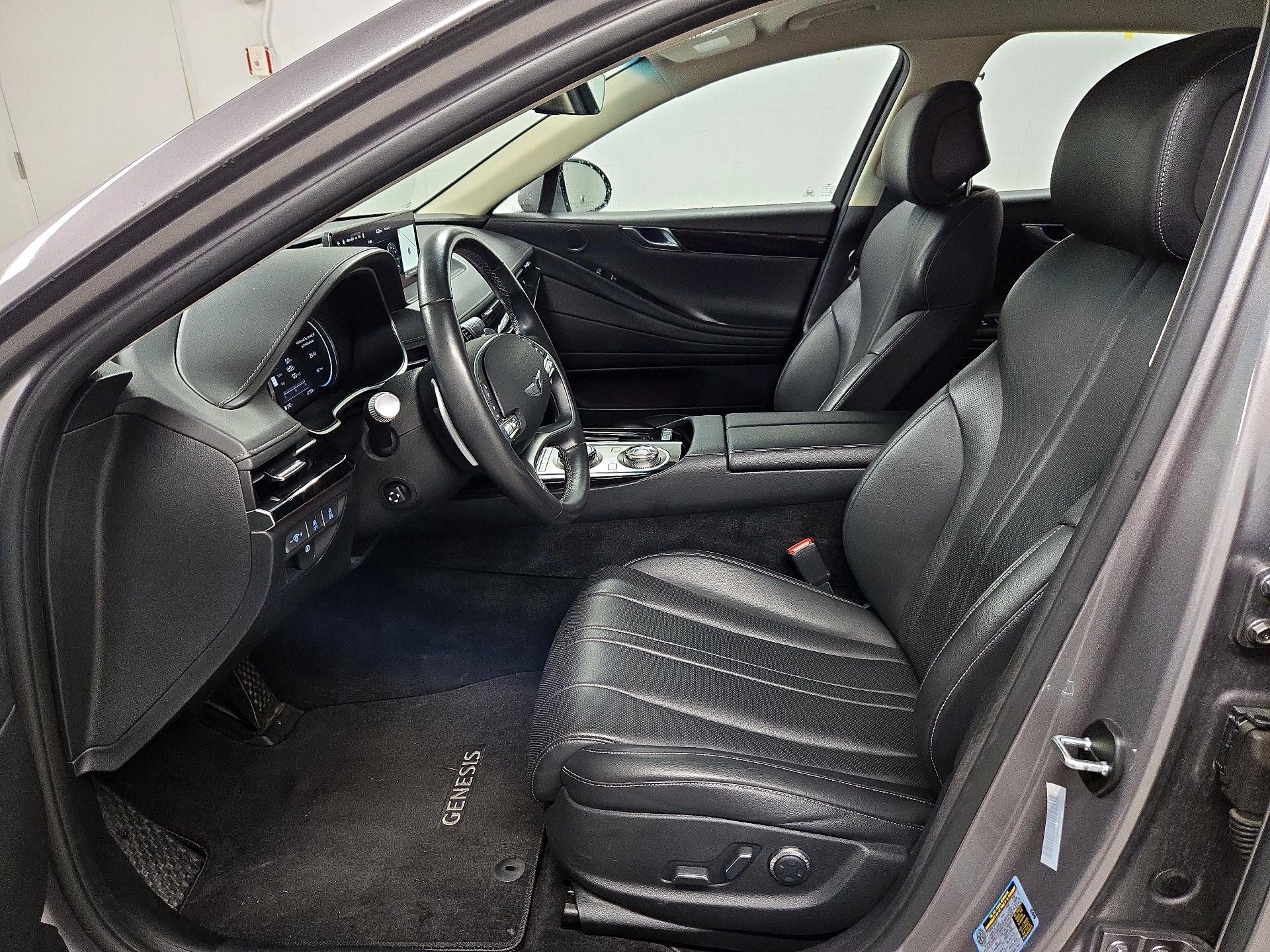 Thumbnail: 2023 Genesis G80 - 11