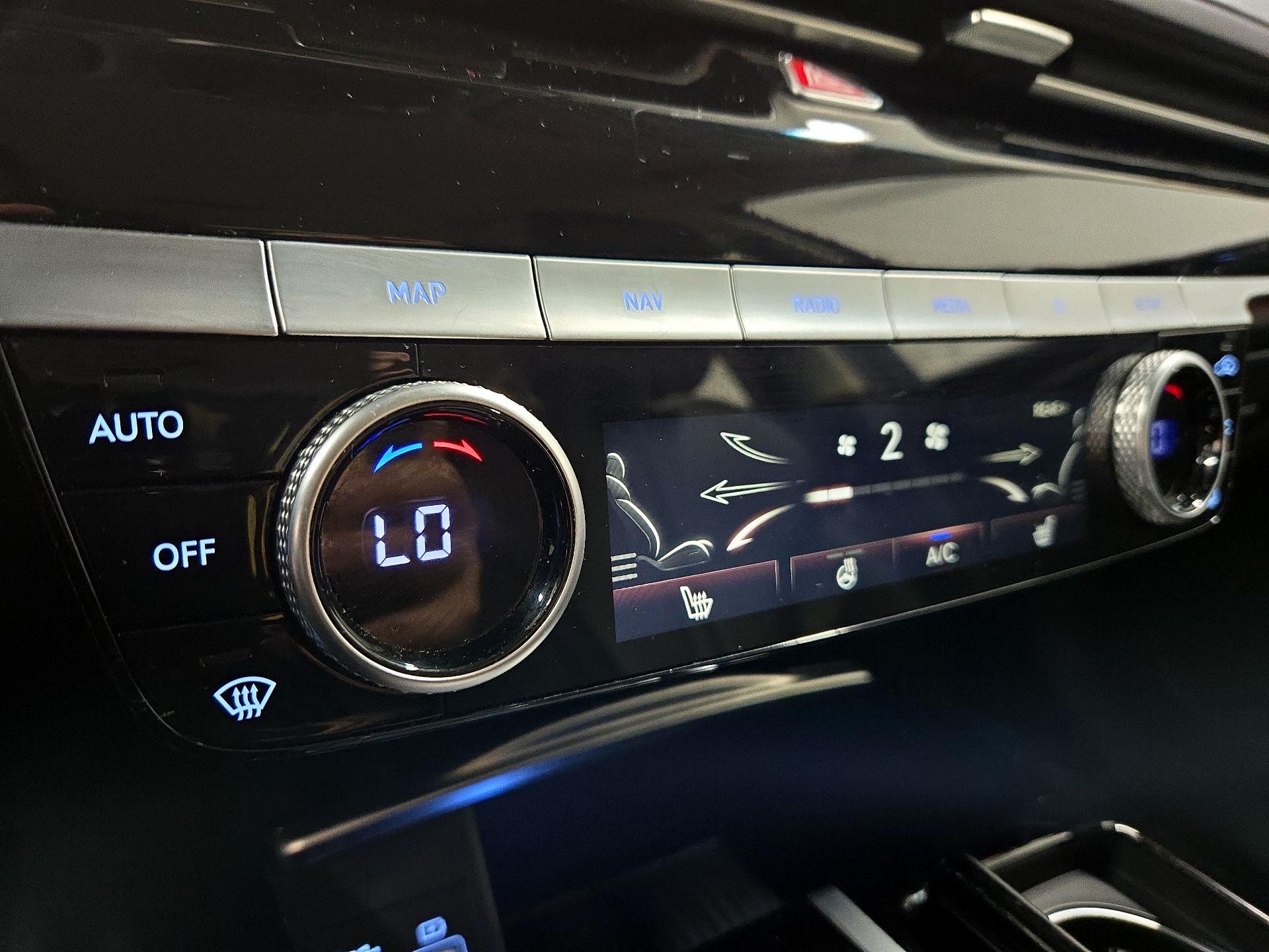 Thumbnail: 2023 Genesis G80 - 17