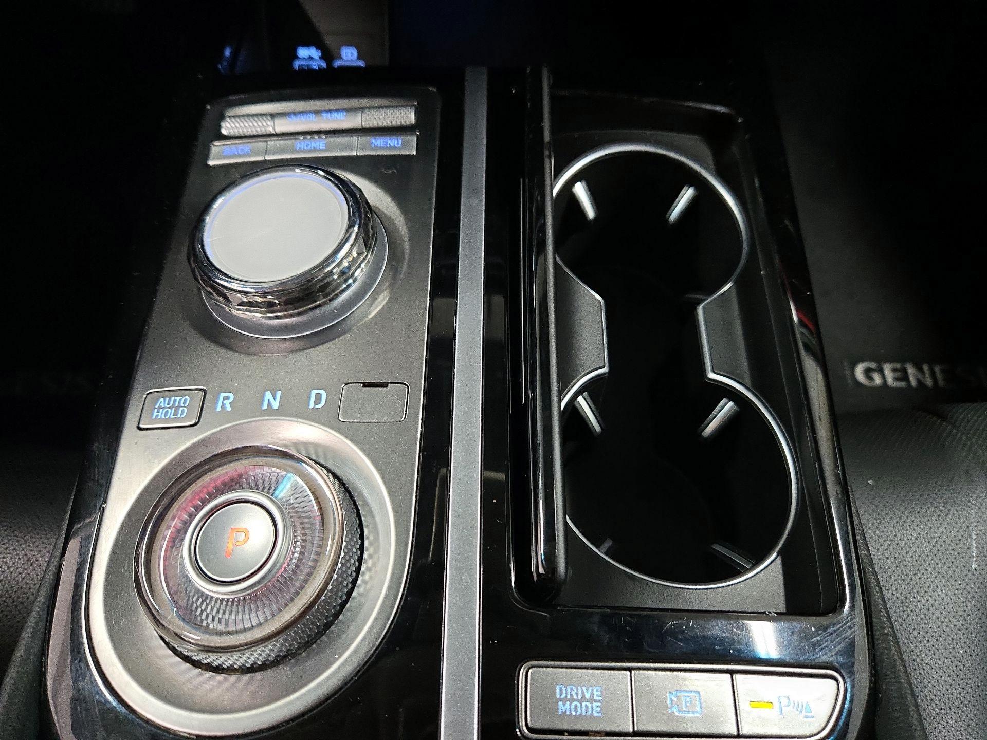 Thumbnail: 2023 Genesis G80 - 18