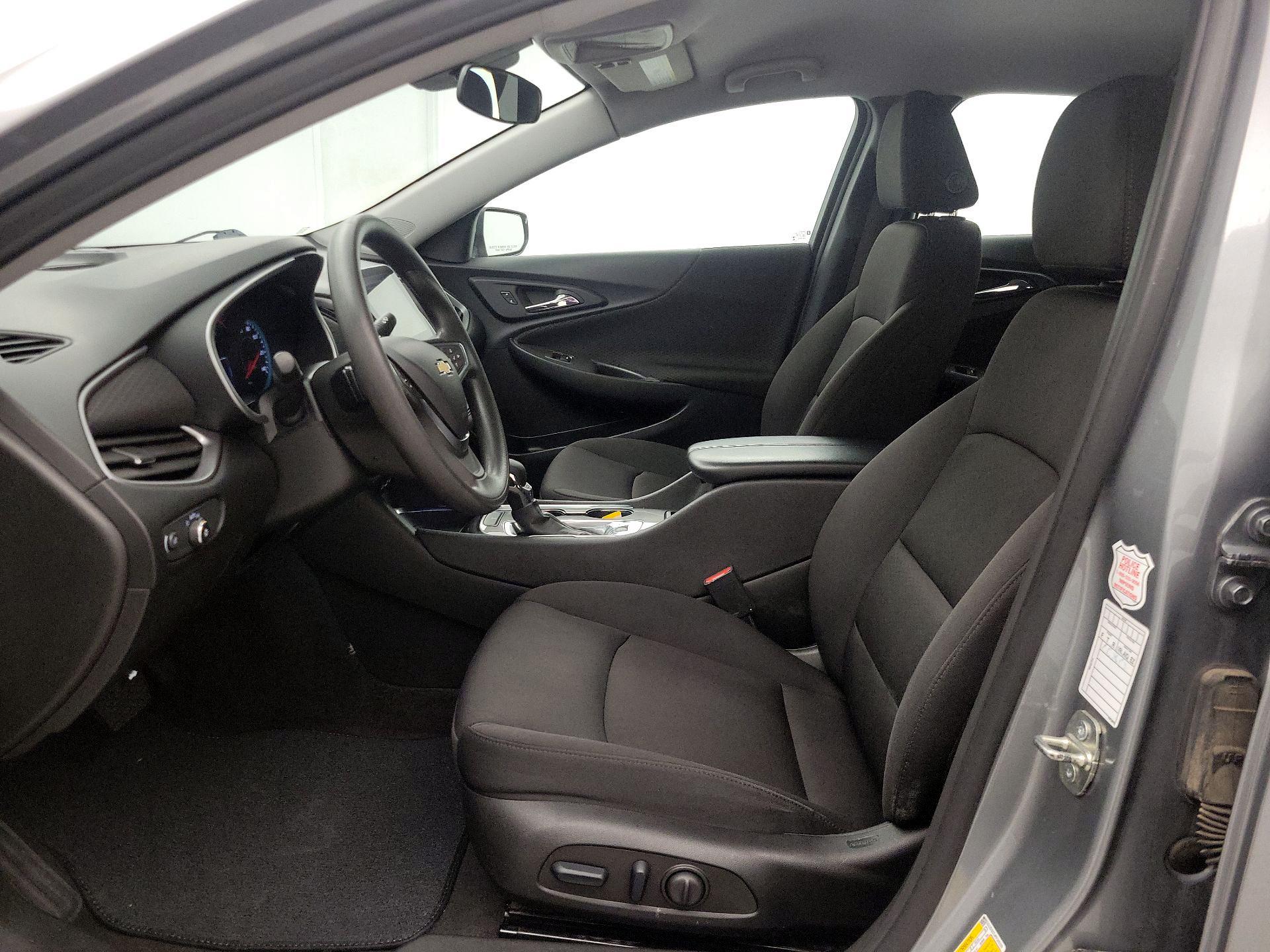 Thumbnail: 2023 Chevrolet Malibu - 11