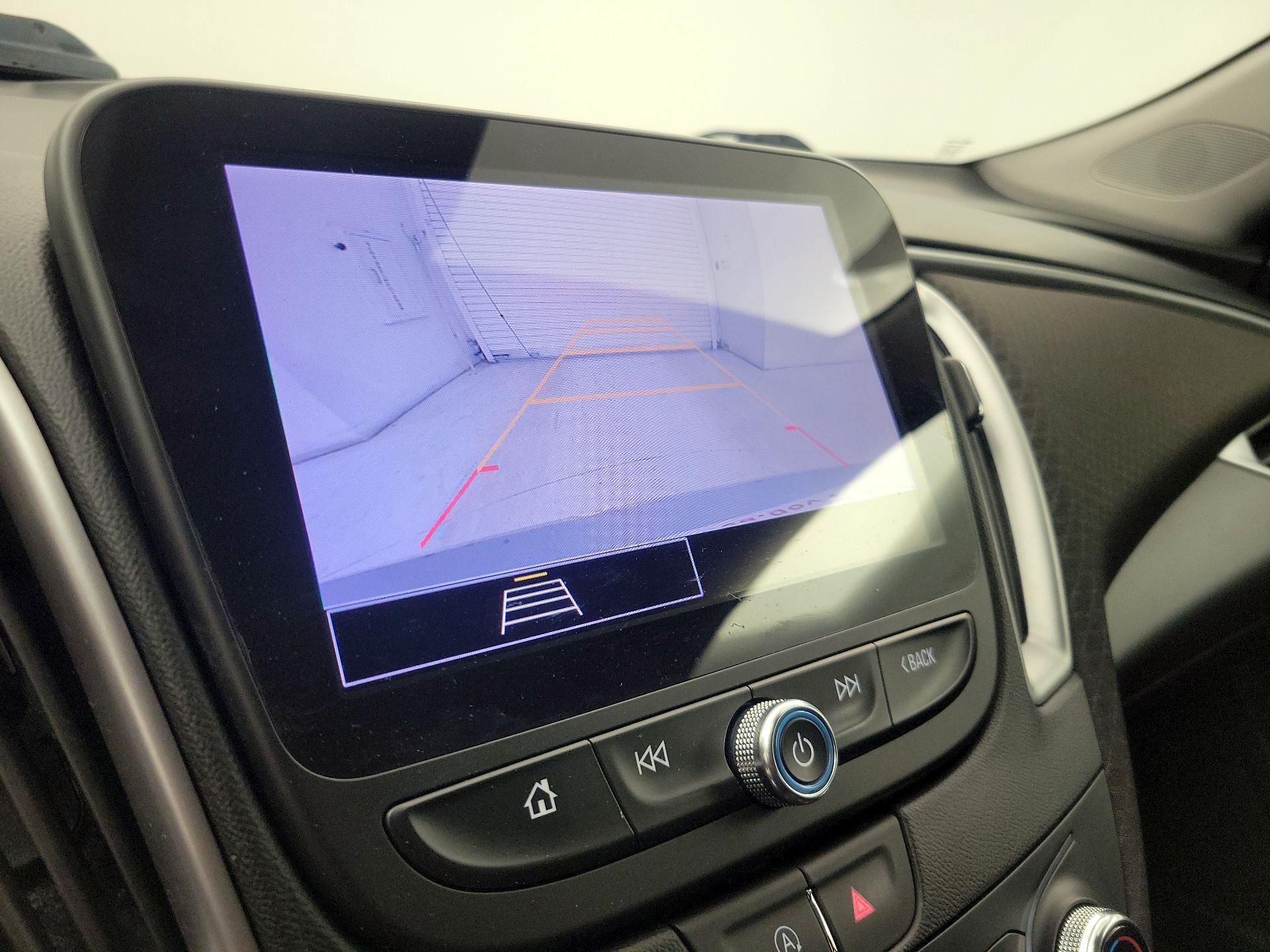 Thumbnail: 2023 Chevrolet Malibu - 14