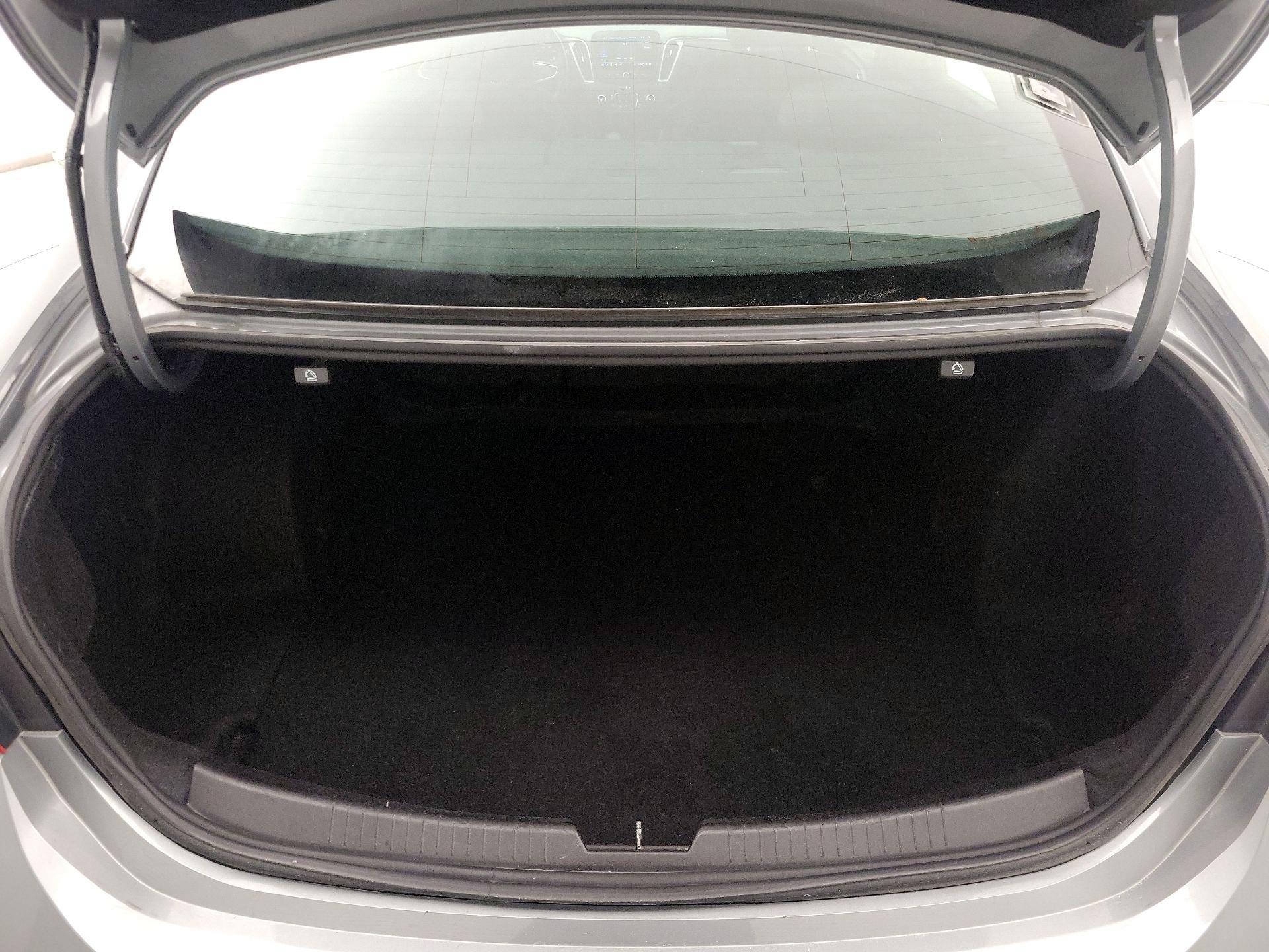 Thumbnail: 2023 Chevrolet Malibu - 20