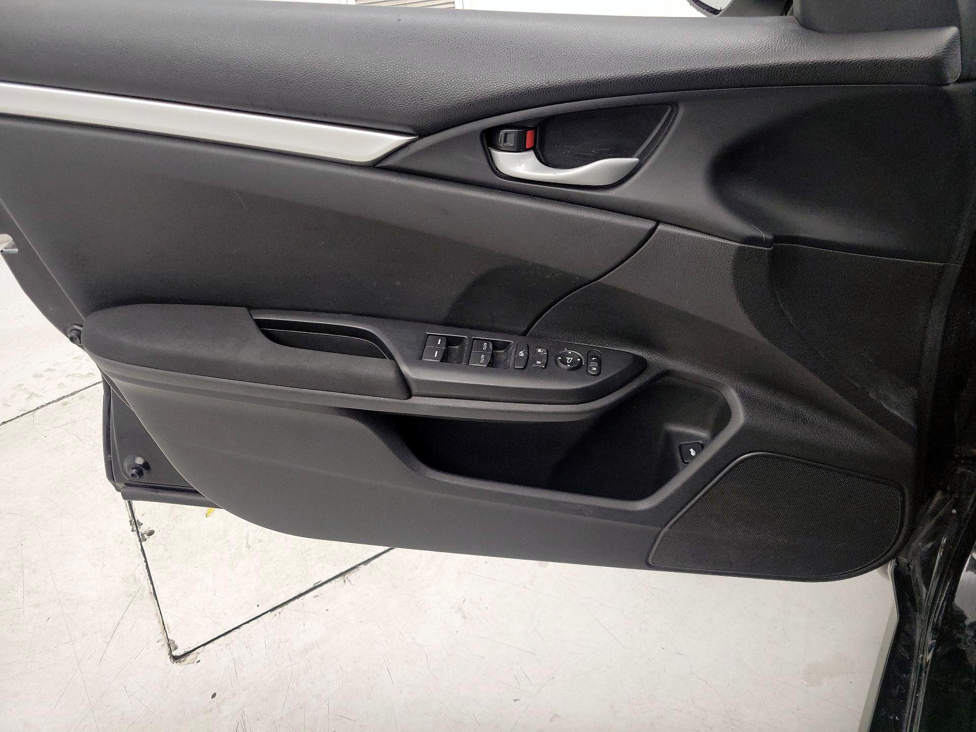 Thumbnail: 2020 Honda Civic - 12