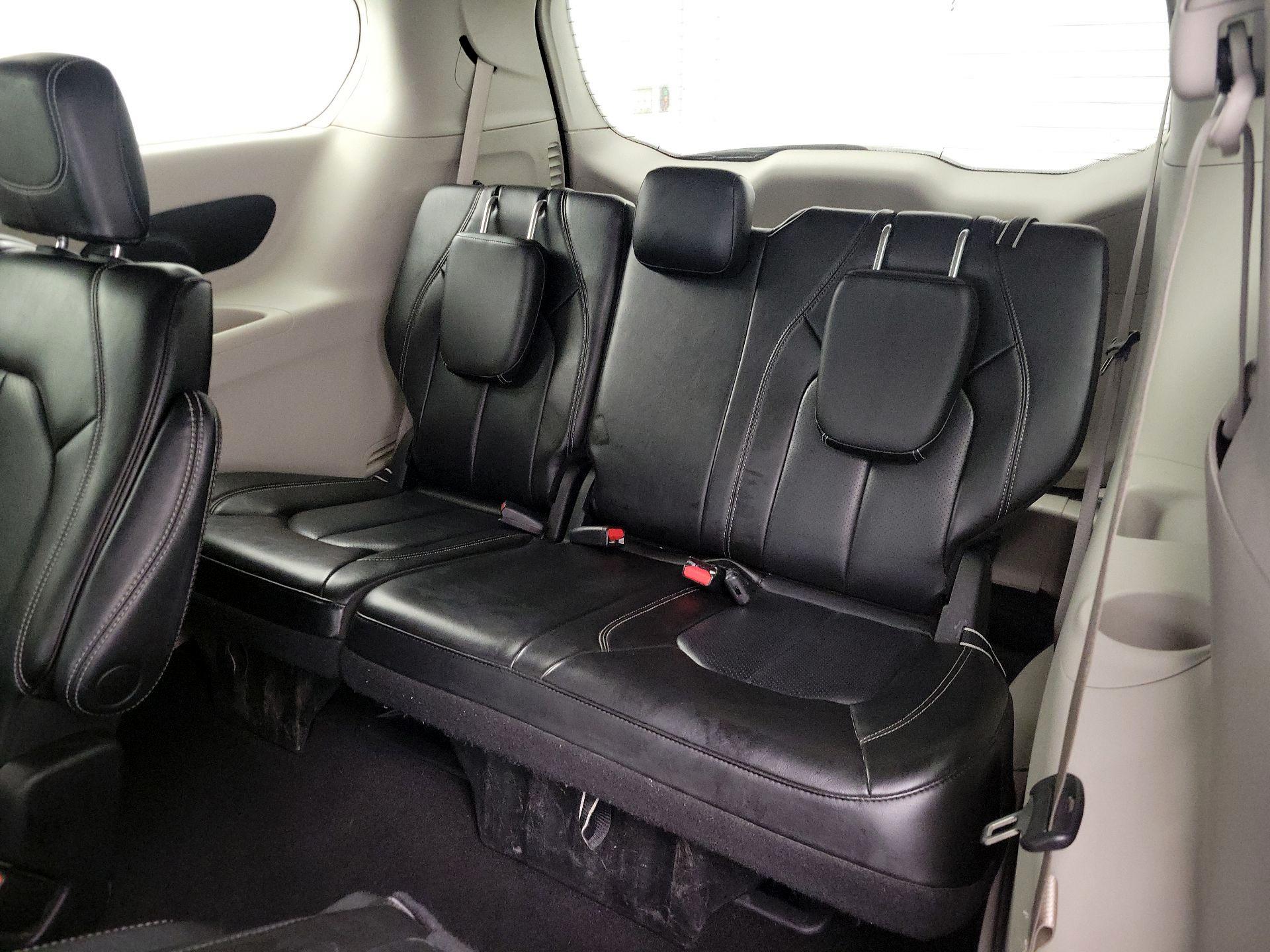 Thumbnail: 2023 Chrysler Pacifica - 20