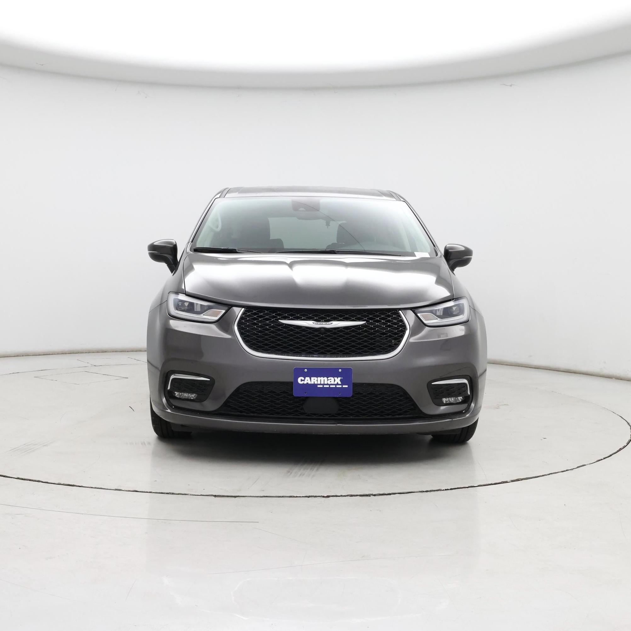 Thumbnail: 2023 Chrysler Pacifica - 5