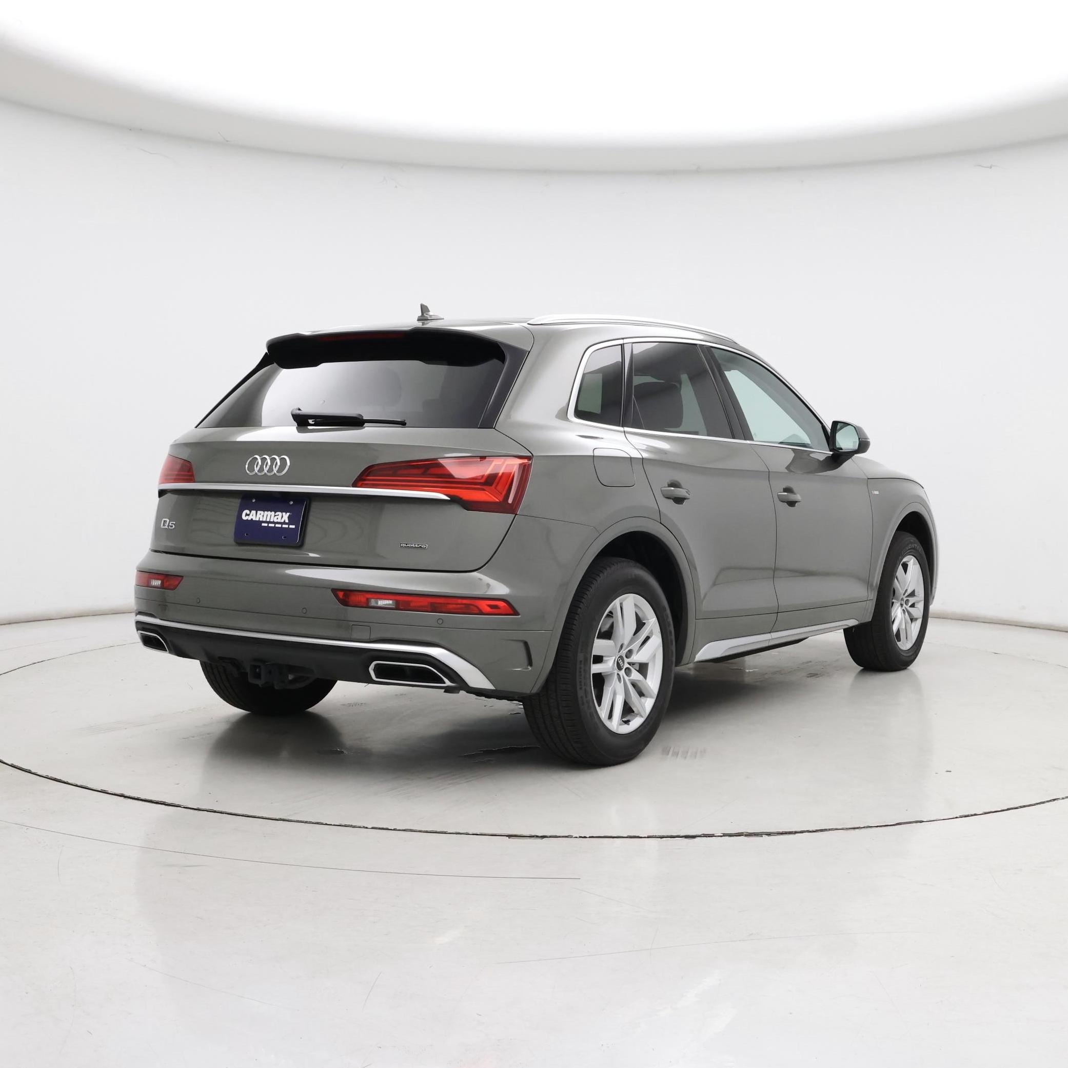 Thumbnail: 2023 Audi Q5 - 8