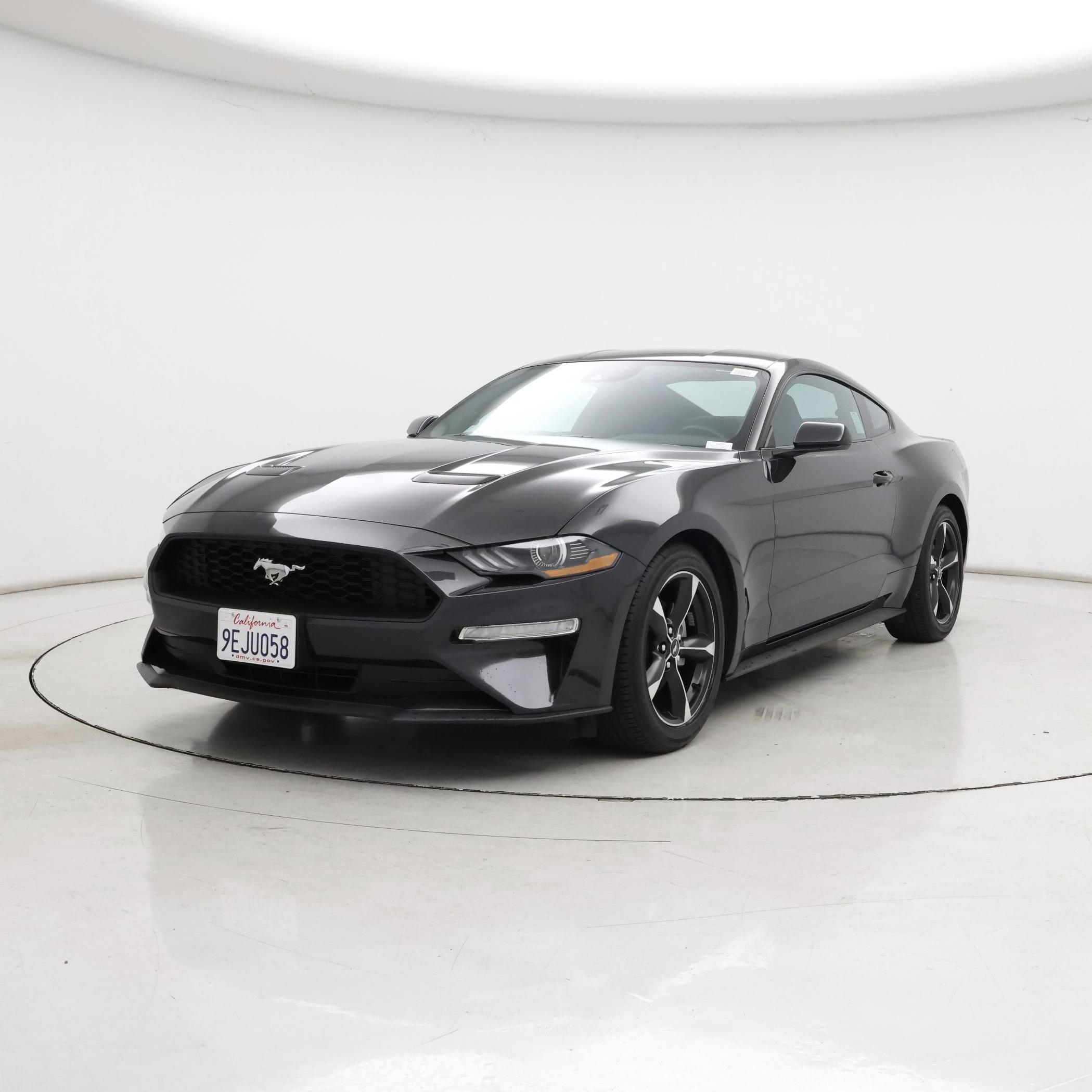 Thumbnail: 2022 Ford Mustang - 4