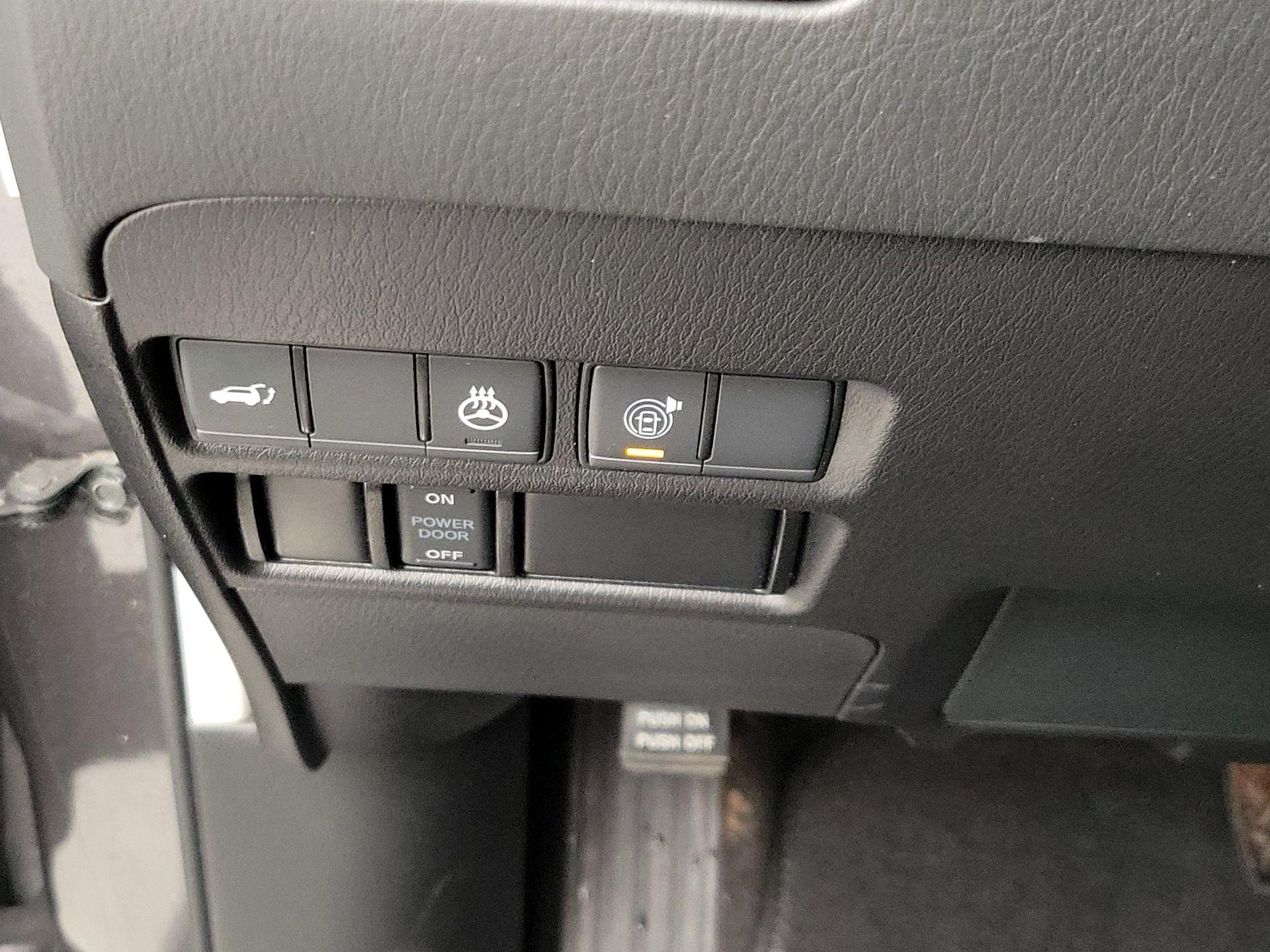 Thumbnail: 2024 INFINITI QX80 - 13