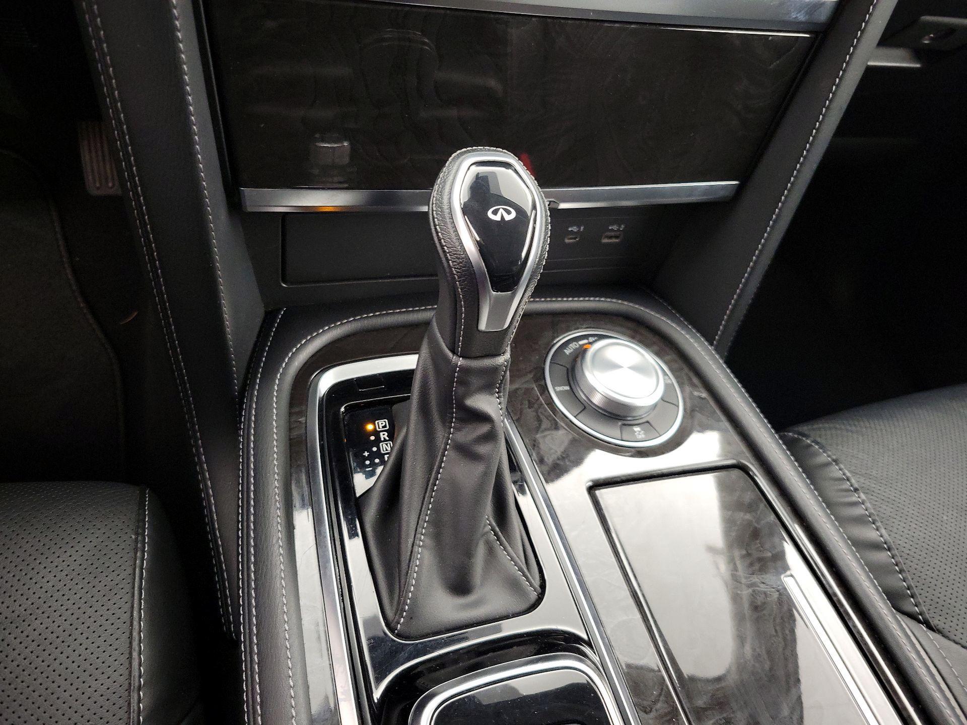 Thumbnail: 2024 INFINITI QX80 - 18