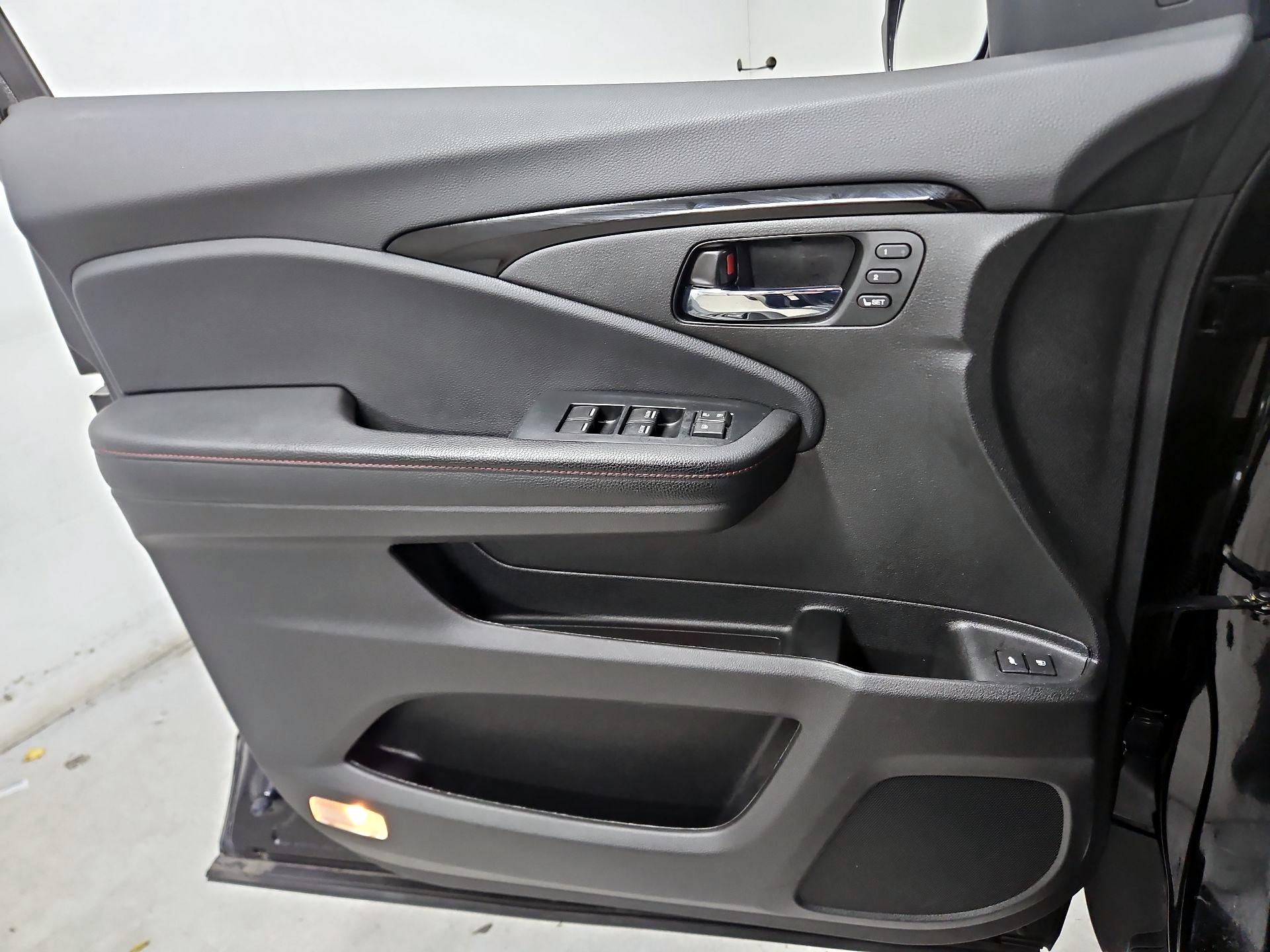 Thumbnail: 2022 Honda Pilot - 12