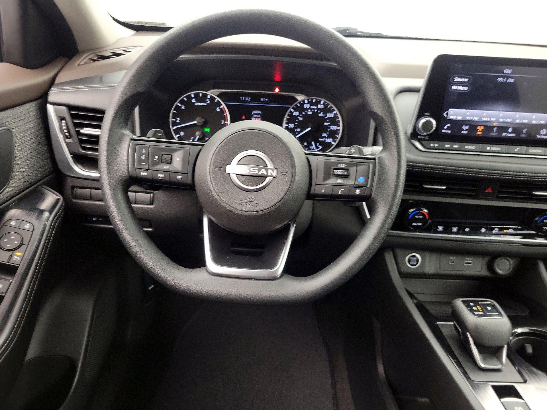 Thumbnail: 2023 Nissan Rogue - 10