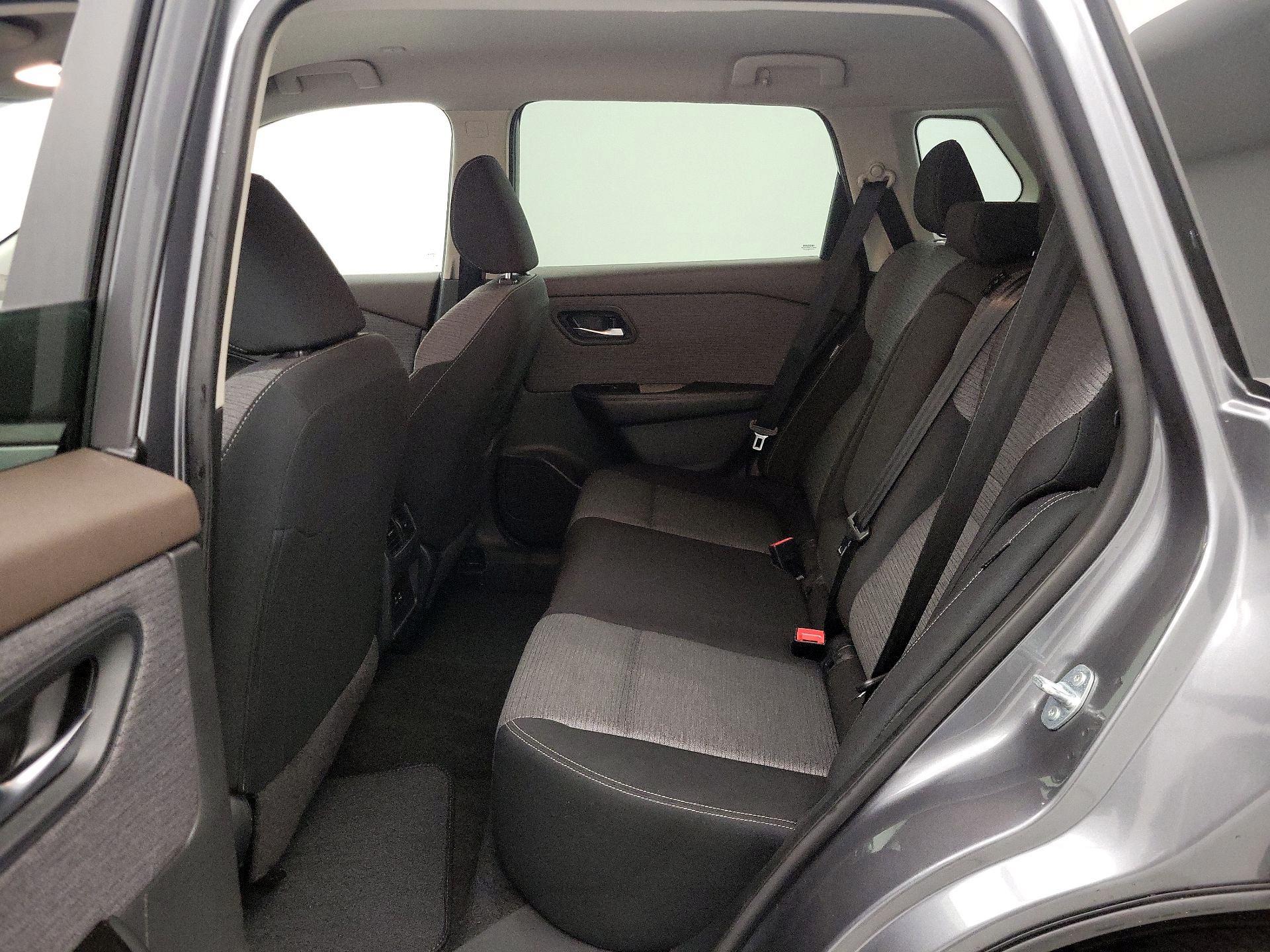 Thumbnail: 2023 Nissan Rogue - 19