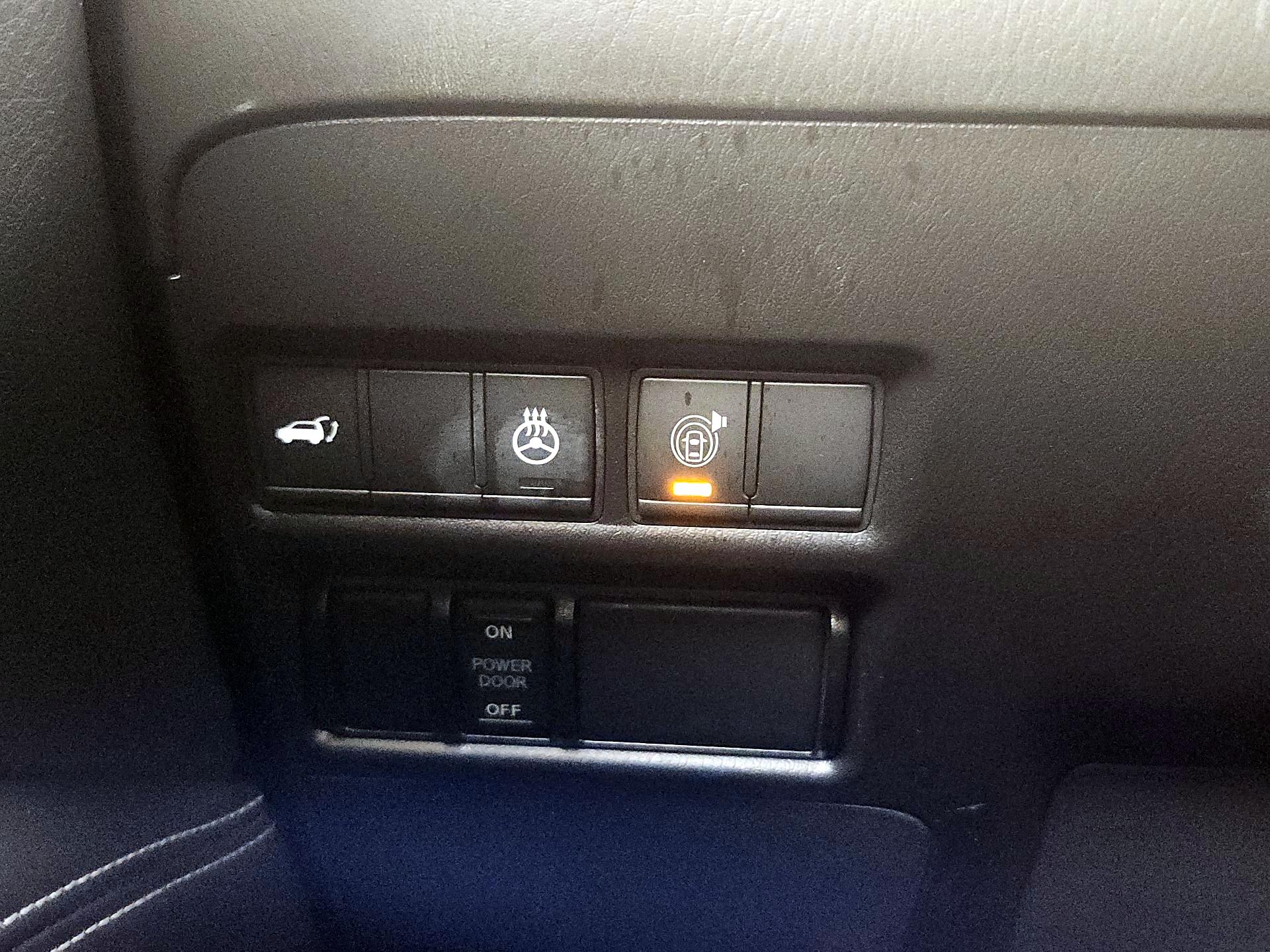 Thumbnail: 2022 INFINITI QX80 - 13