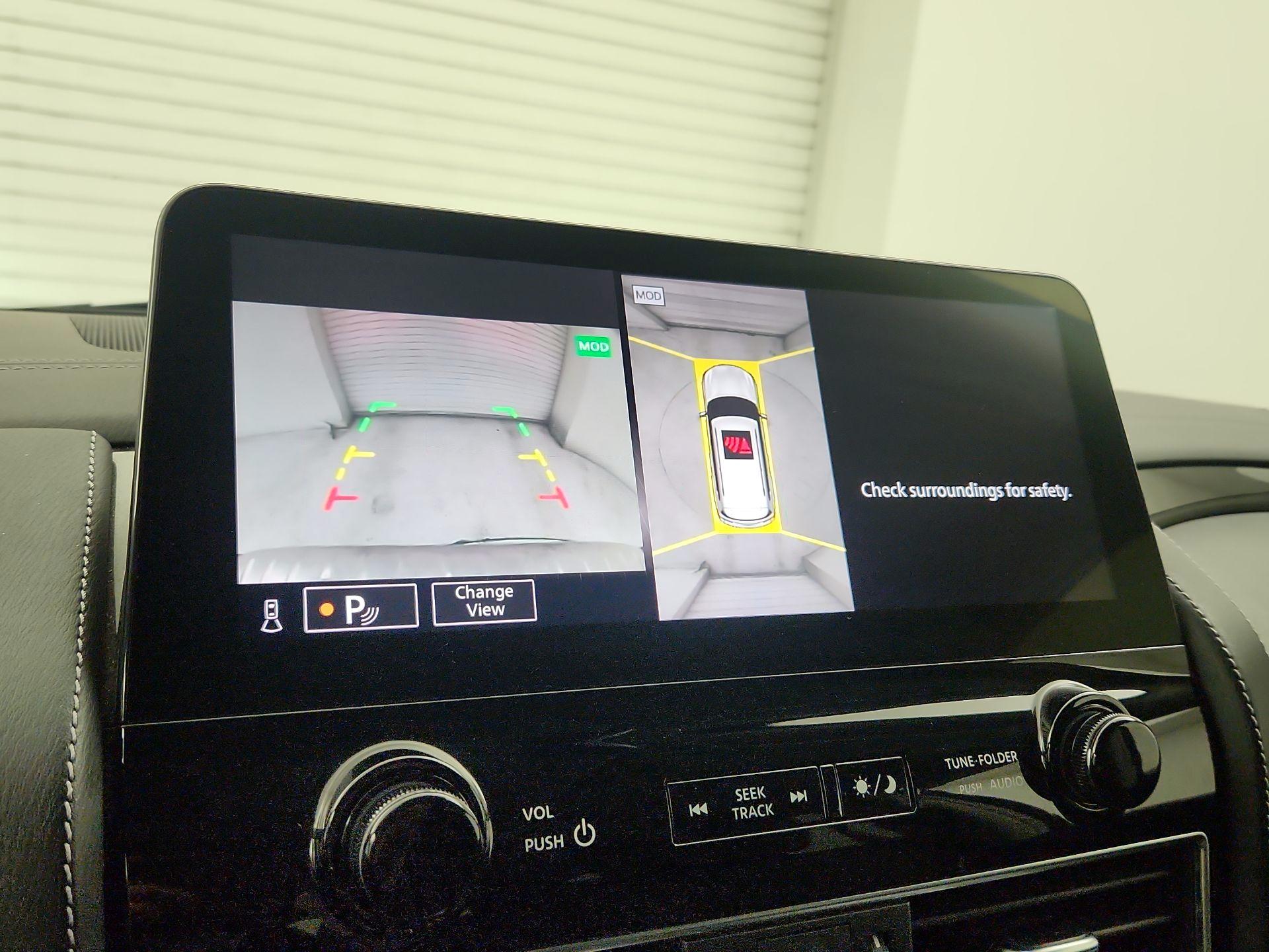 Thumbnail: 2022 INFINITI QX80 - 15