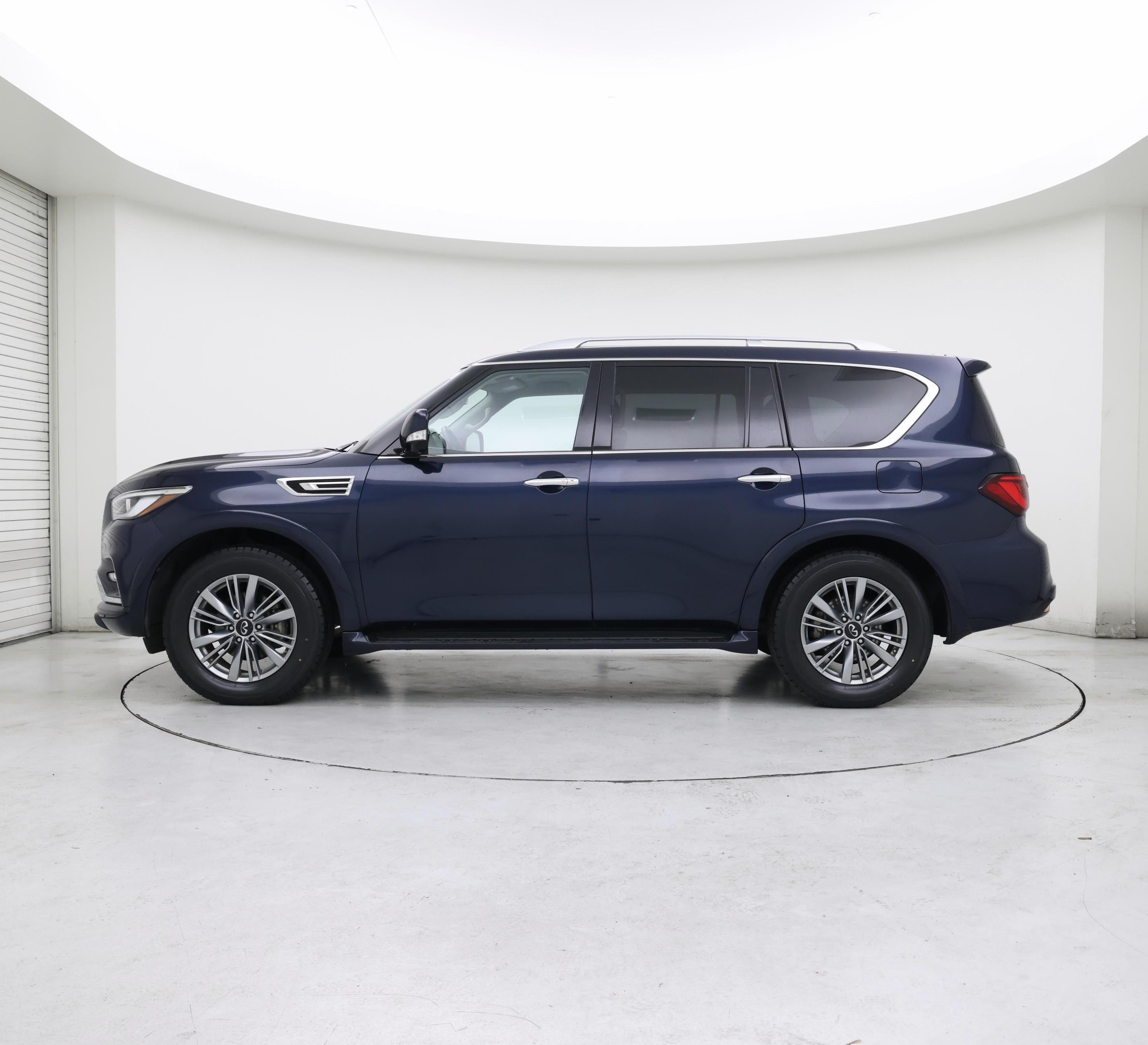 Thumbnail: 2022 INFINITI QX80 - 3