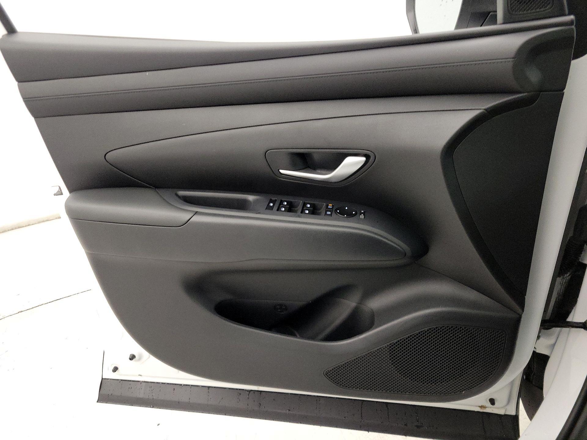 Thumbnail: 2025 Hyundai Santa Cruz - 12