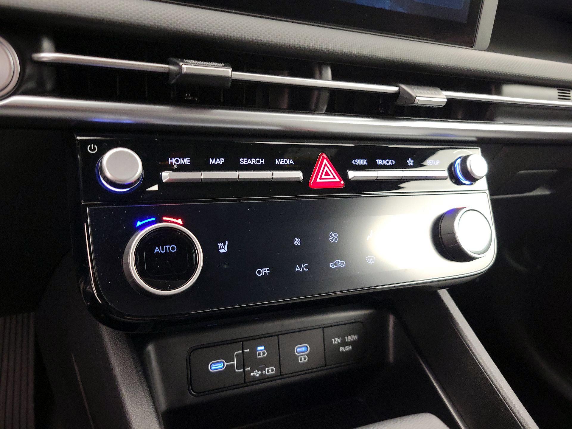 Thumbnail: 2025 Hyundai Santa Cruz - 16