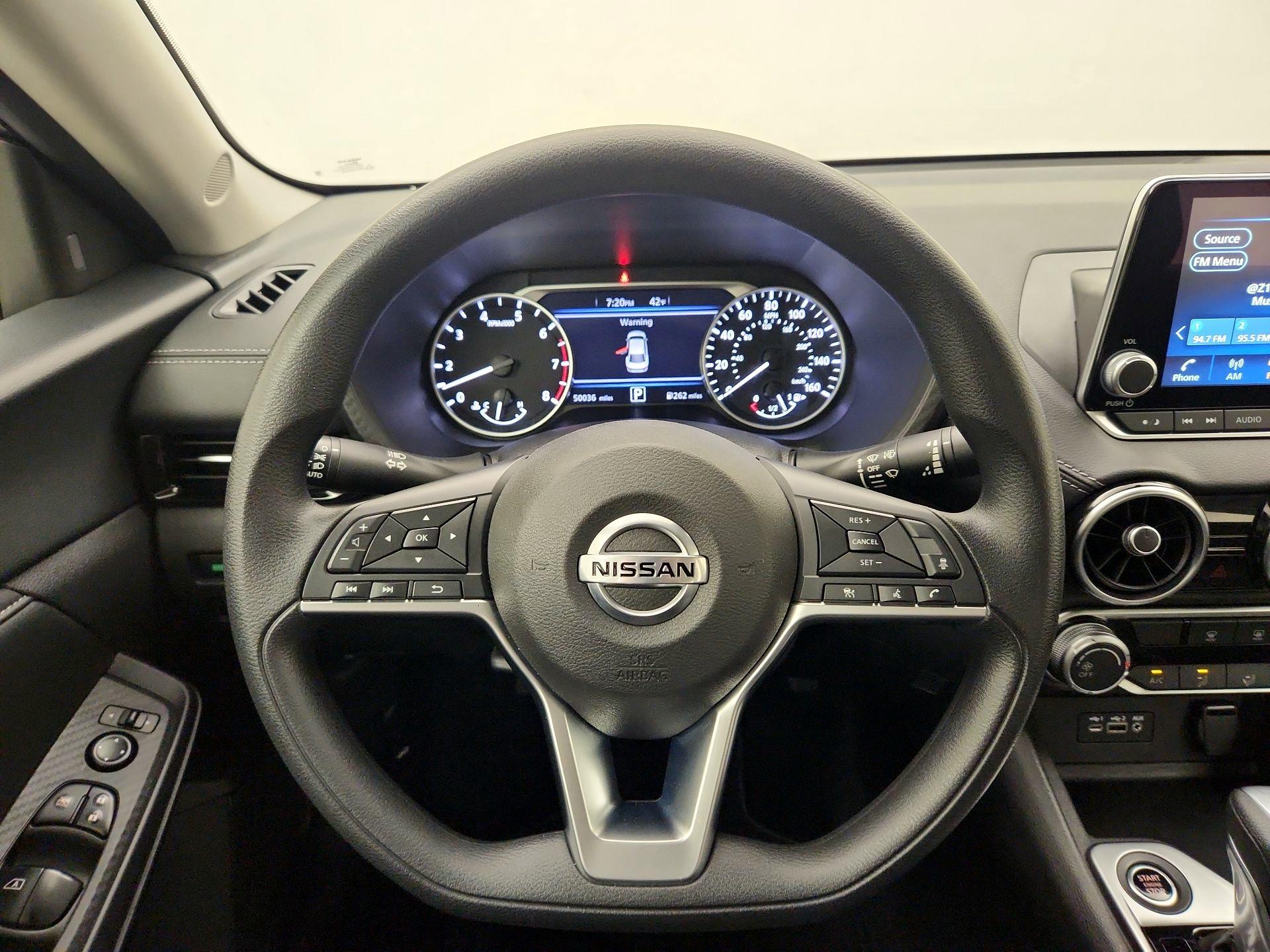 Thumbnail: 2023 Nissan Sentra - 10