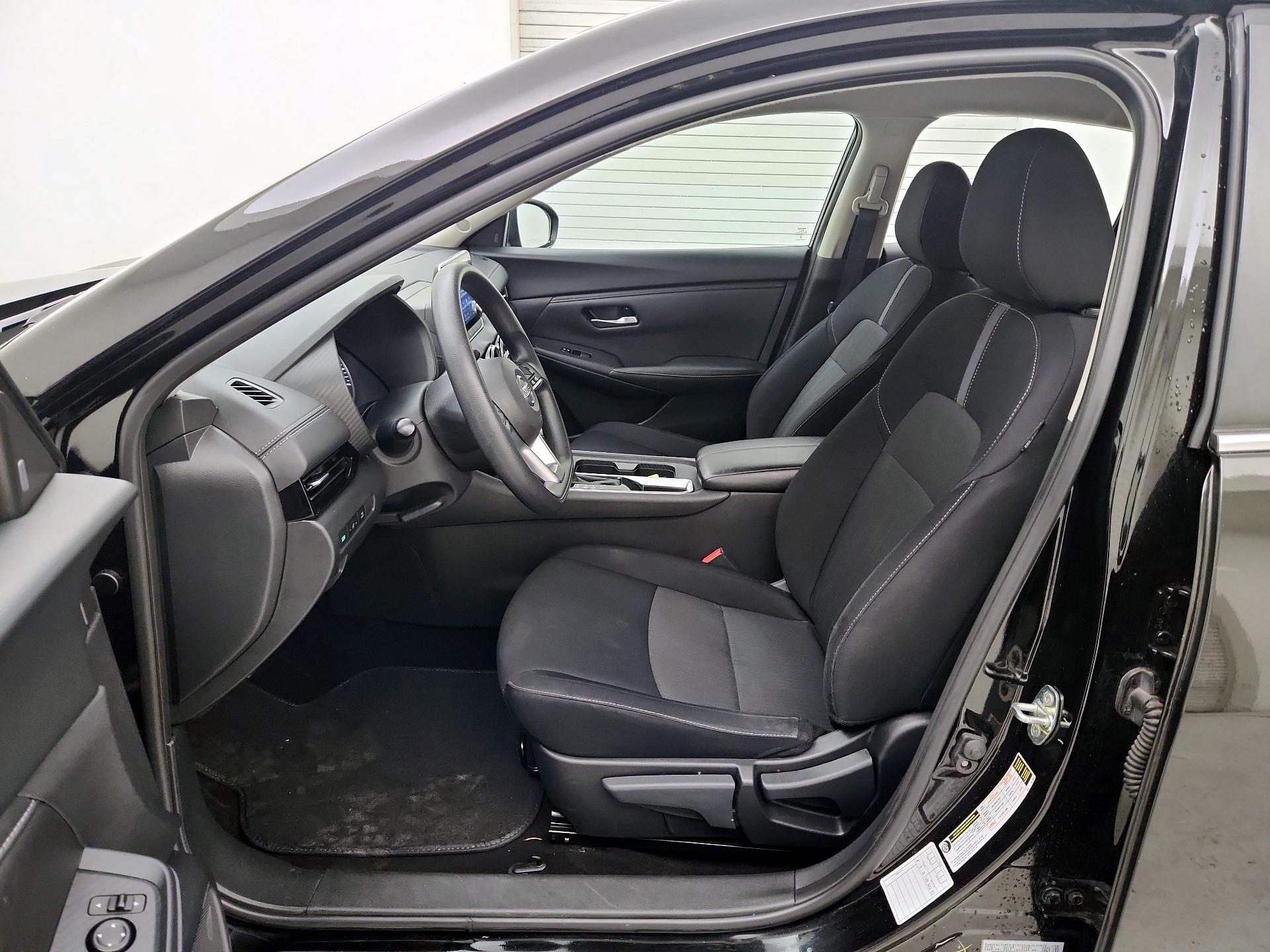 Thumbnail: 2023 Nissan Sentra - 11