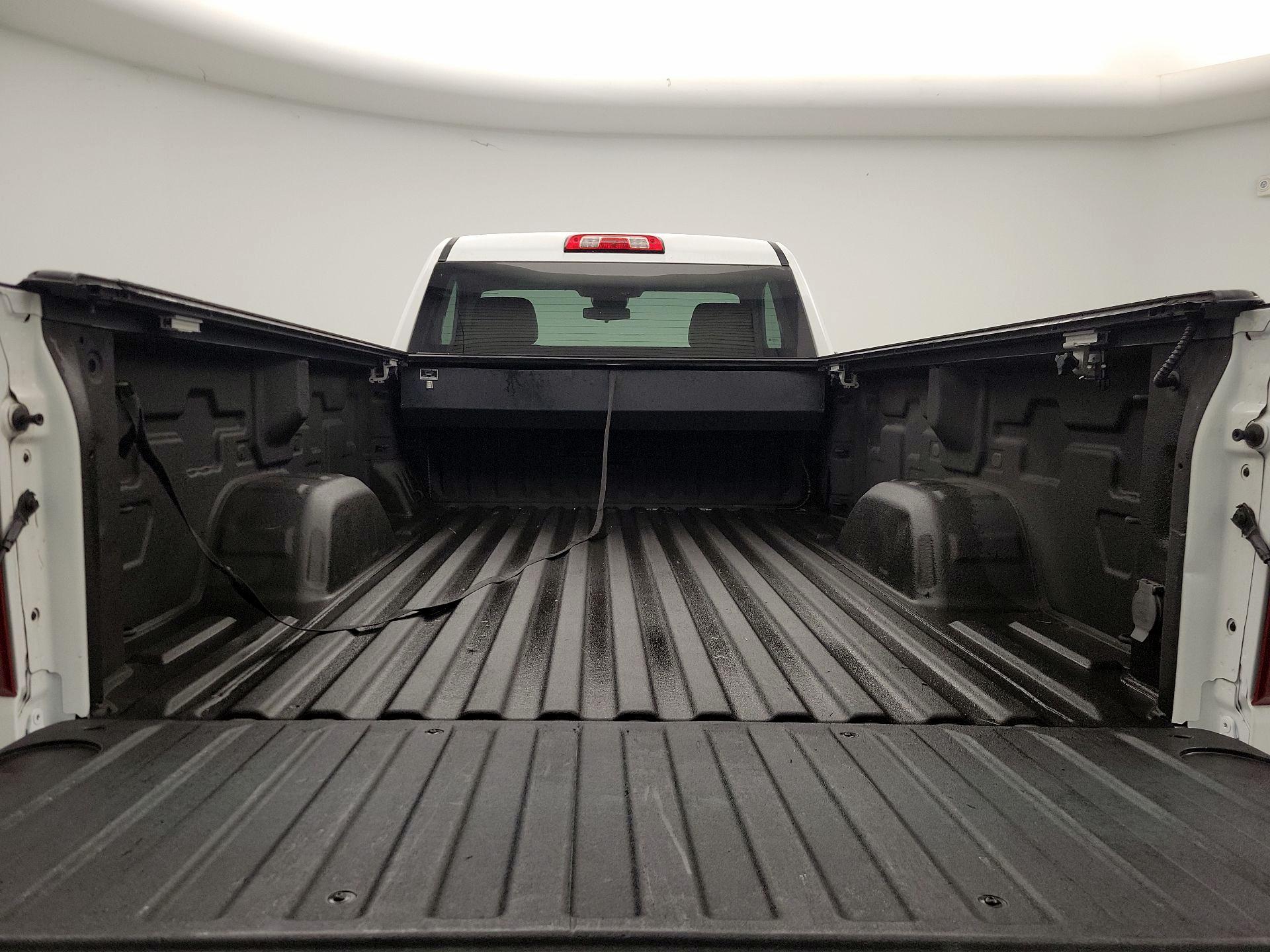 Thumbnail: 2022 Chevrolet Silverado 1500 - 19