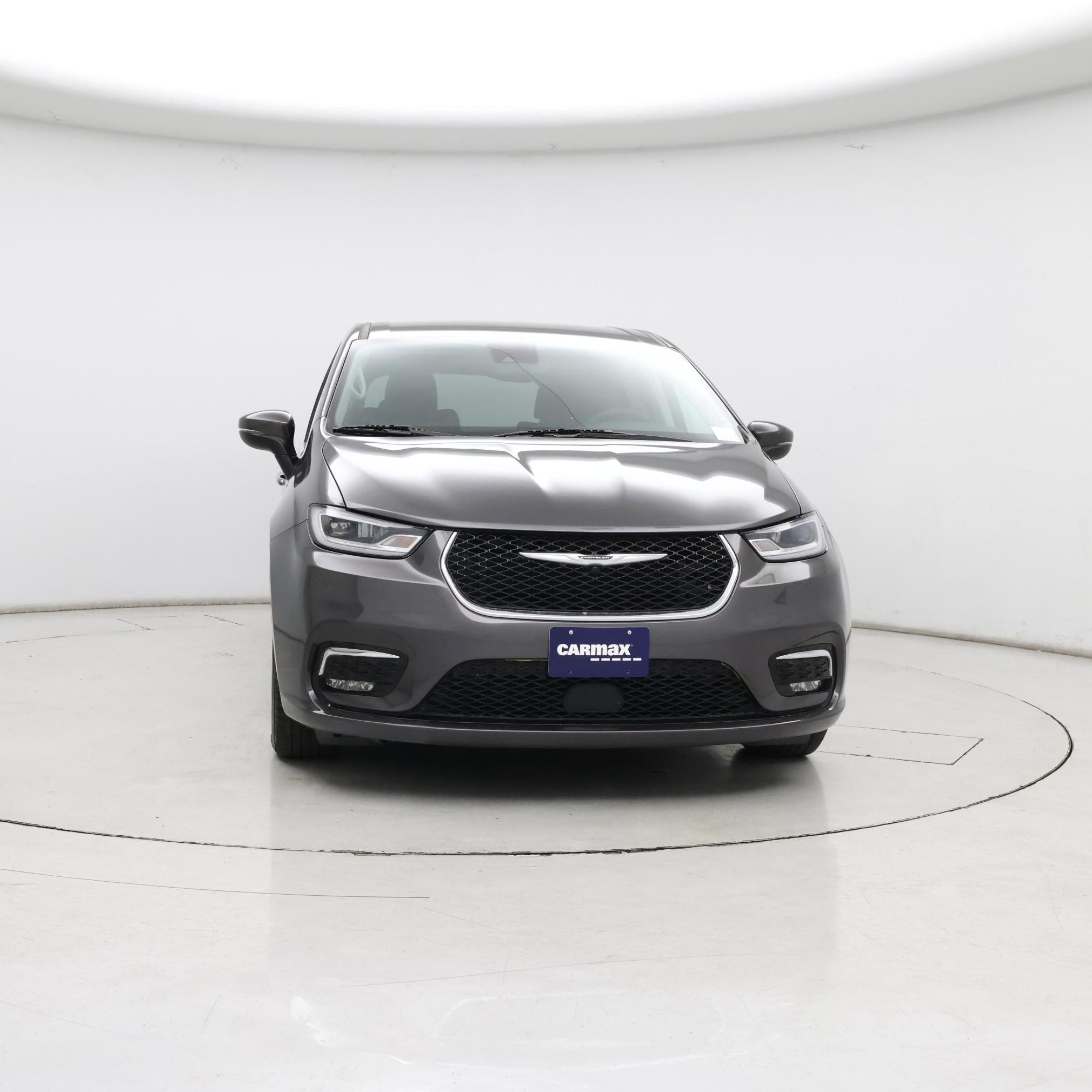 Thumbnail: 2023 Chrysler Pacifica - 5