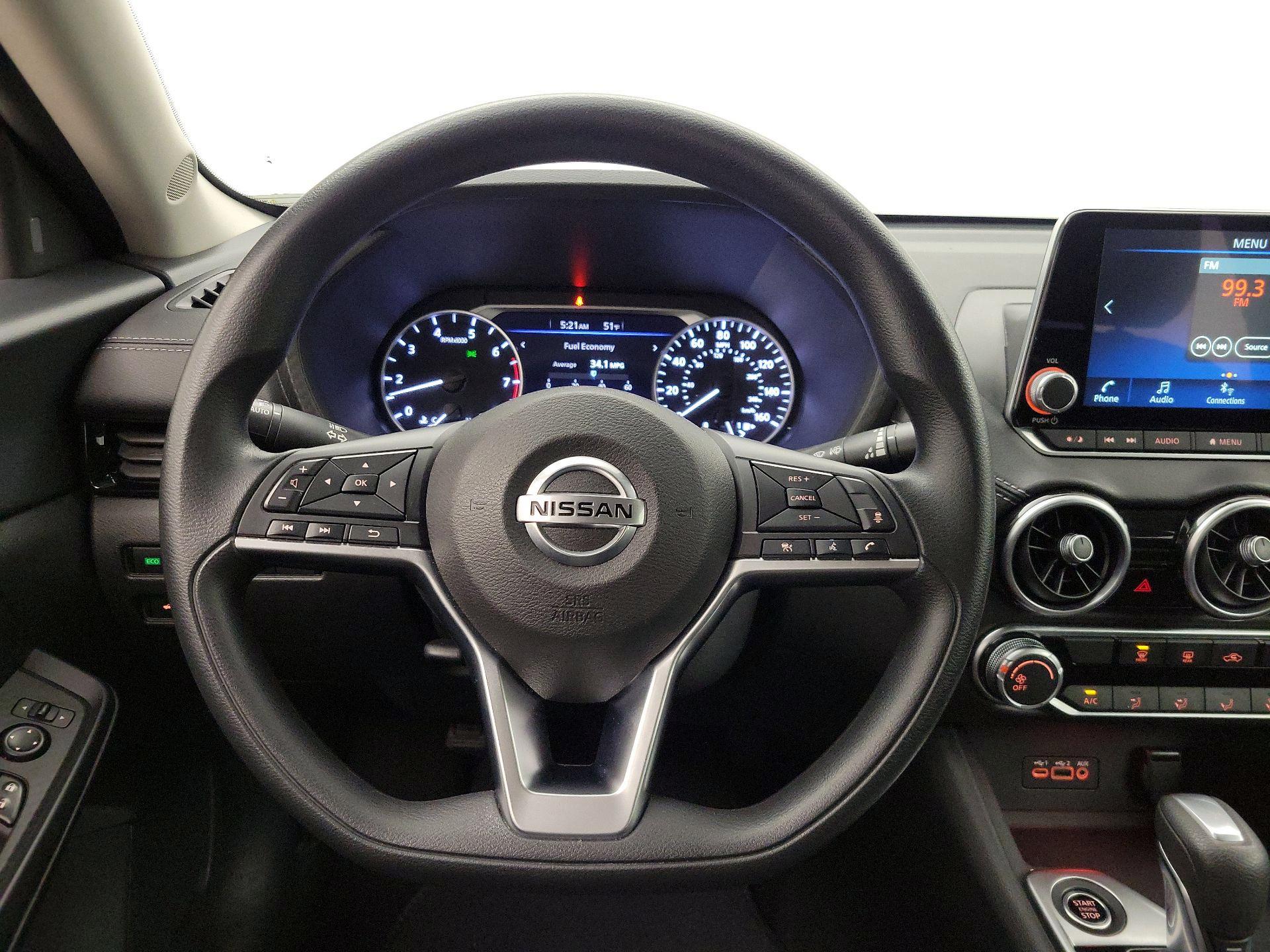 Thumbnail: 2023 Nissan Sentra - 10