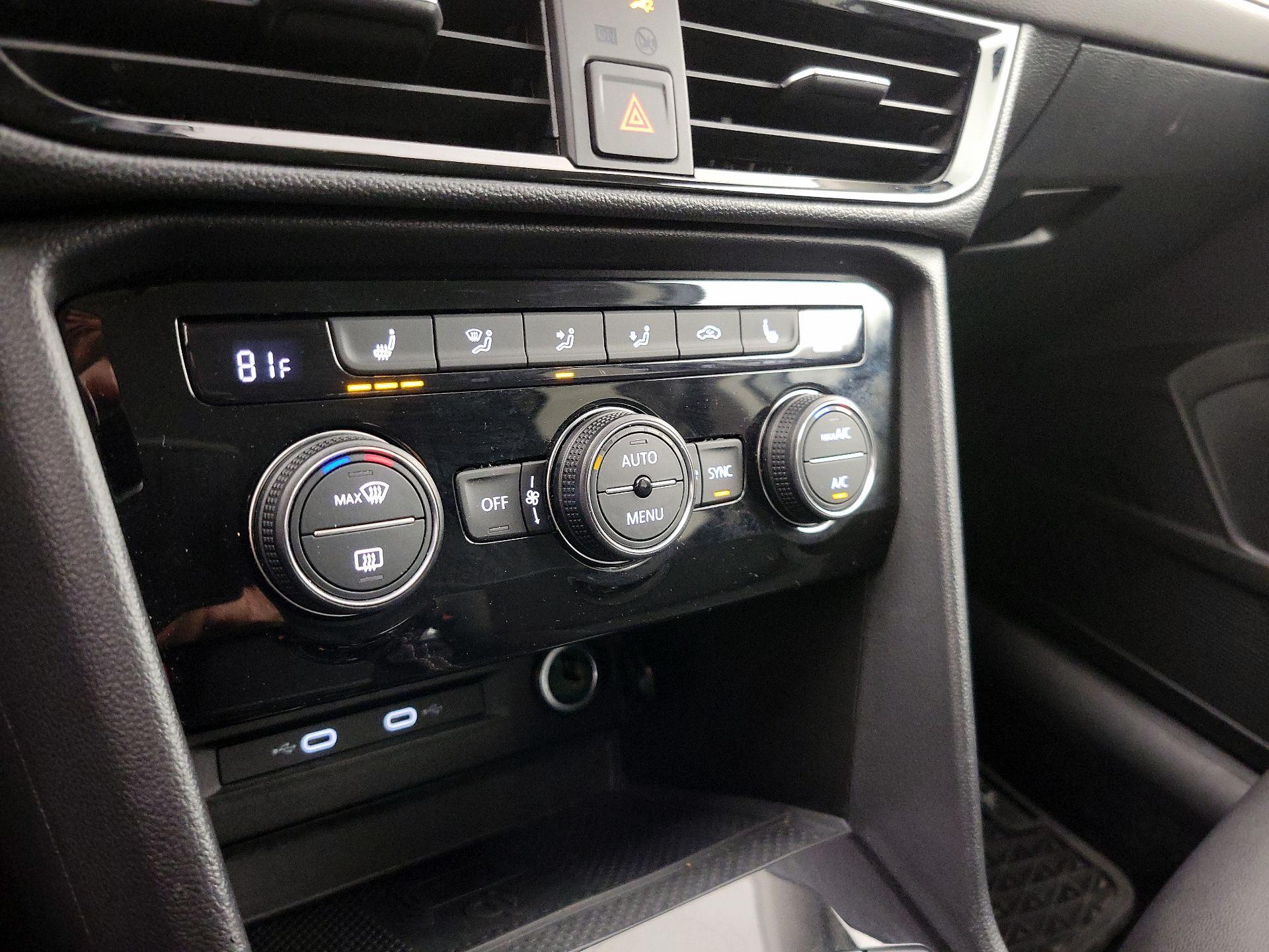 Thumbnail: 2024 Volkswagen Taos - 16